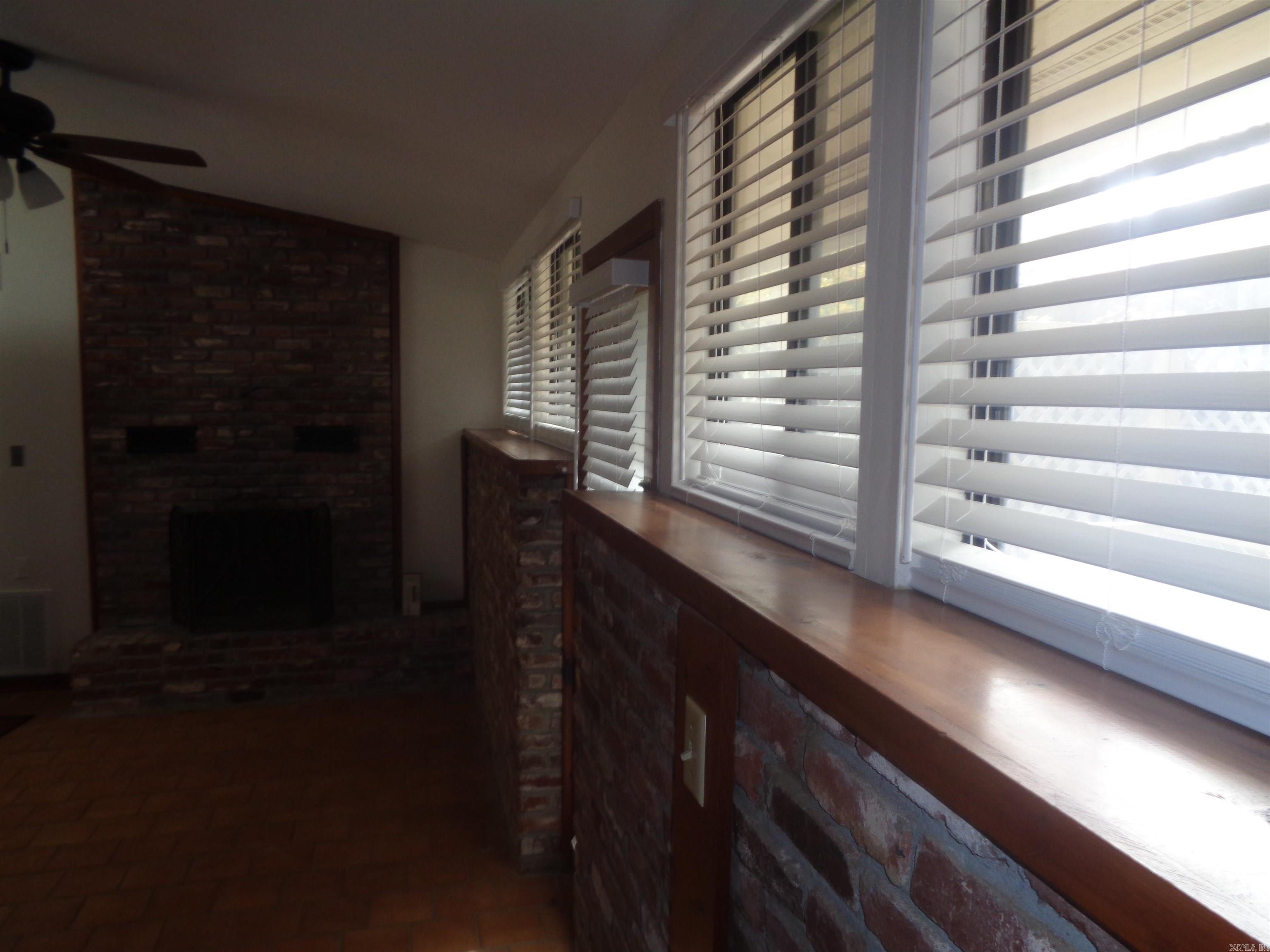 GIBRALTER HGTS - Residential Lease