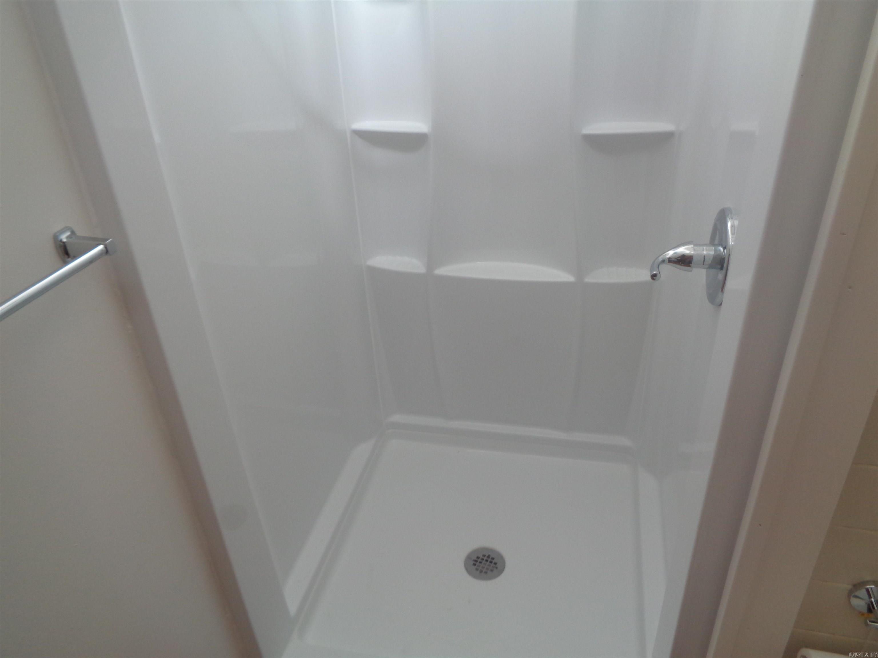 GIBRALTER HGTS - Residential Lease