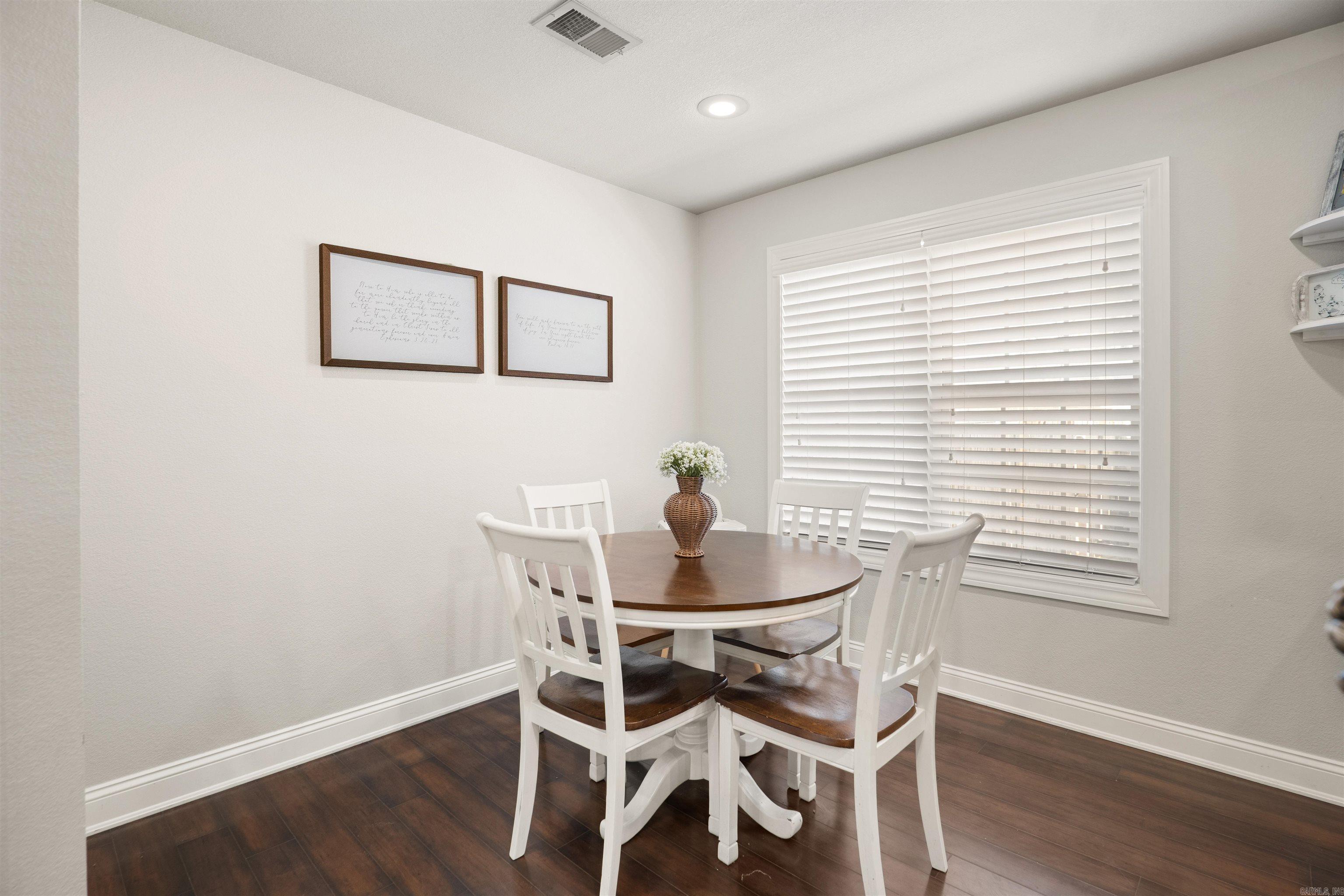 BROWNSTONE - Residential