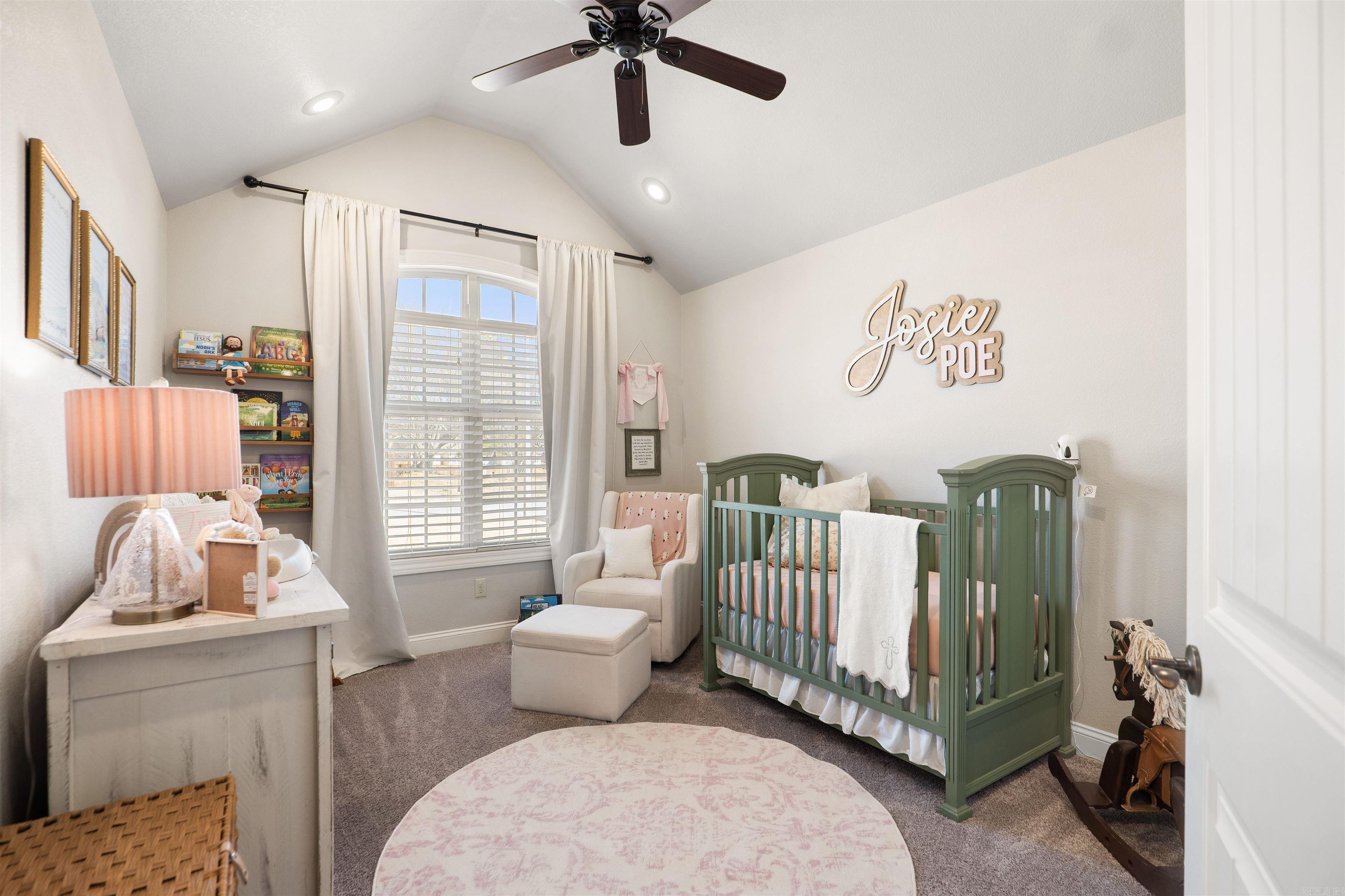 BROWNSTONE - Residential