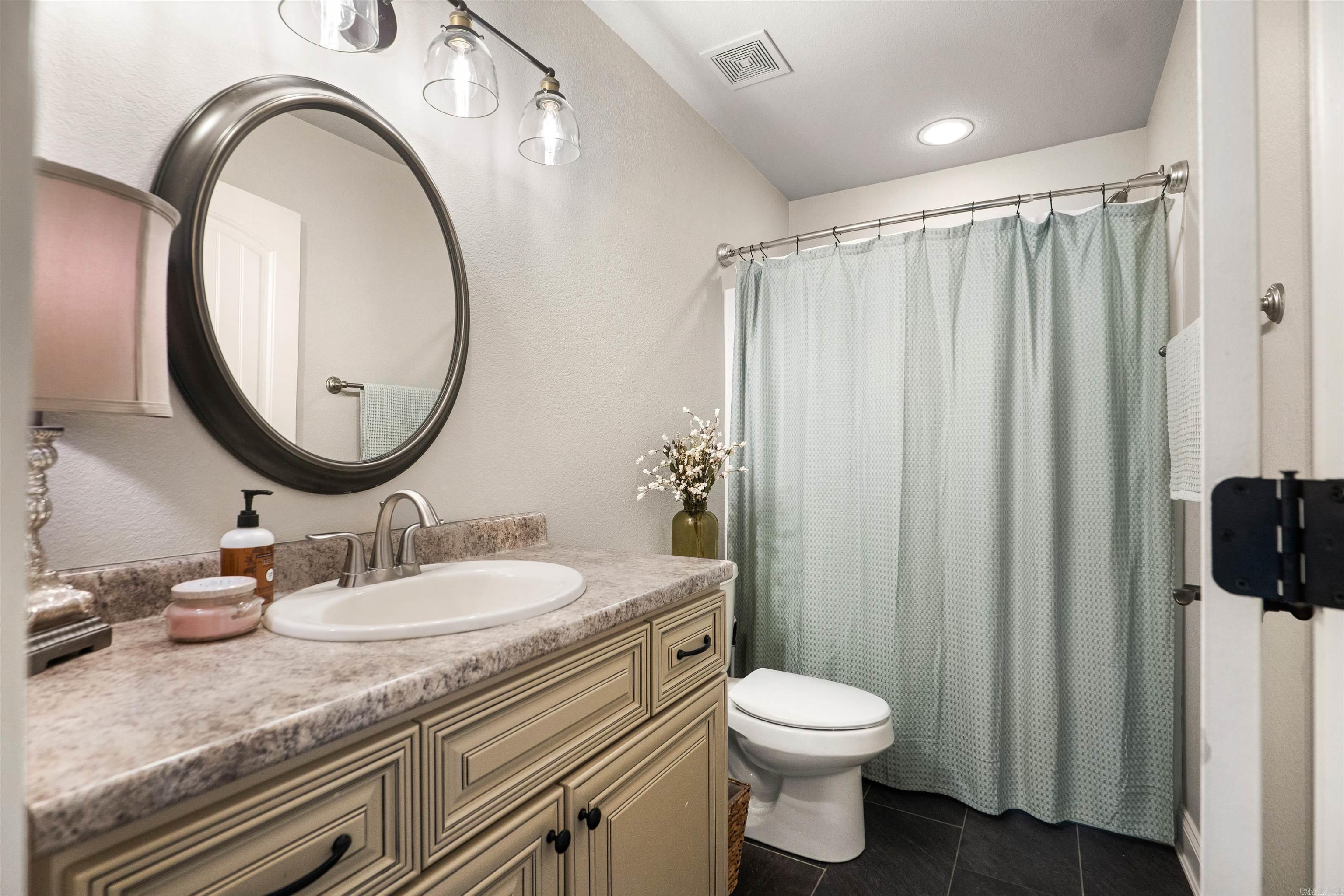 BROWNSTONE - Residential