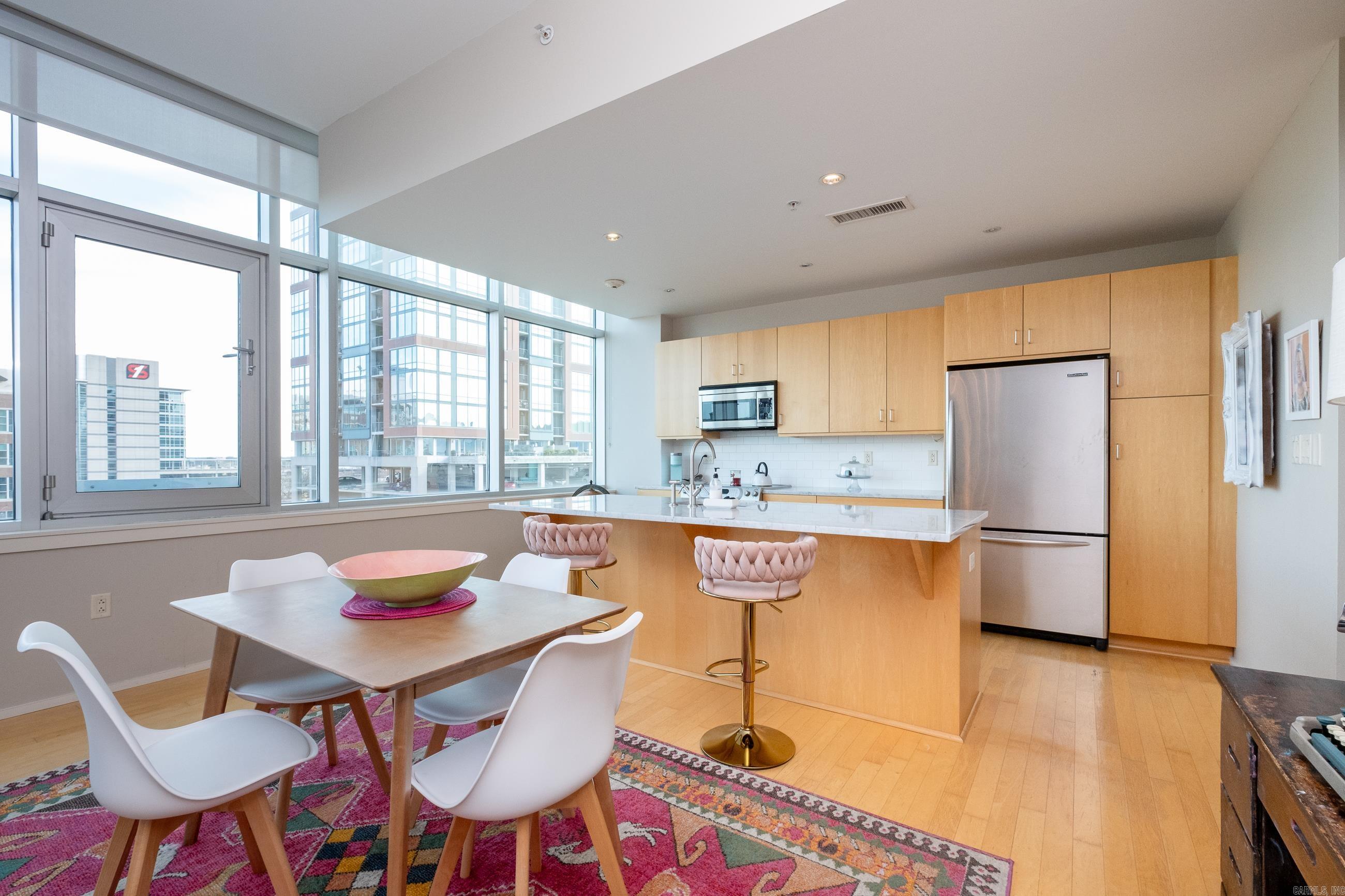 300 THIRD HPR - Residential