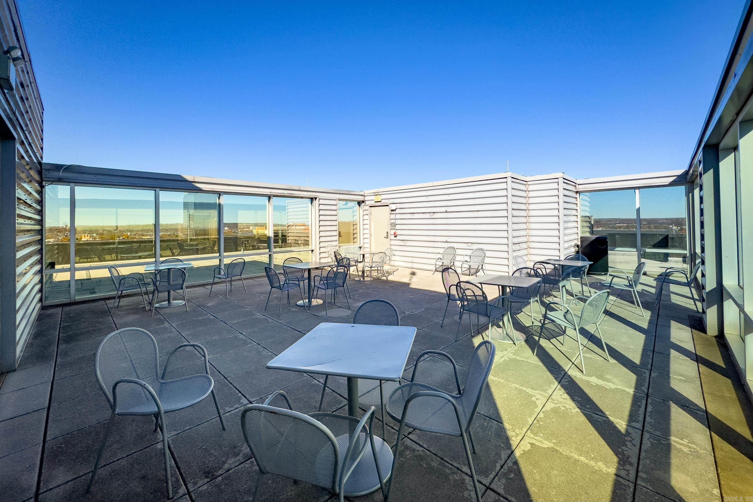 300 THIRD HPR - Residential