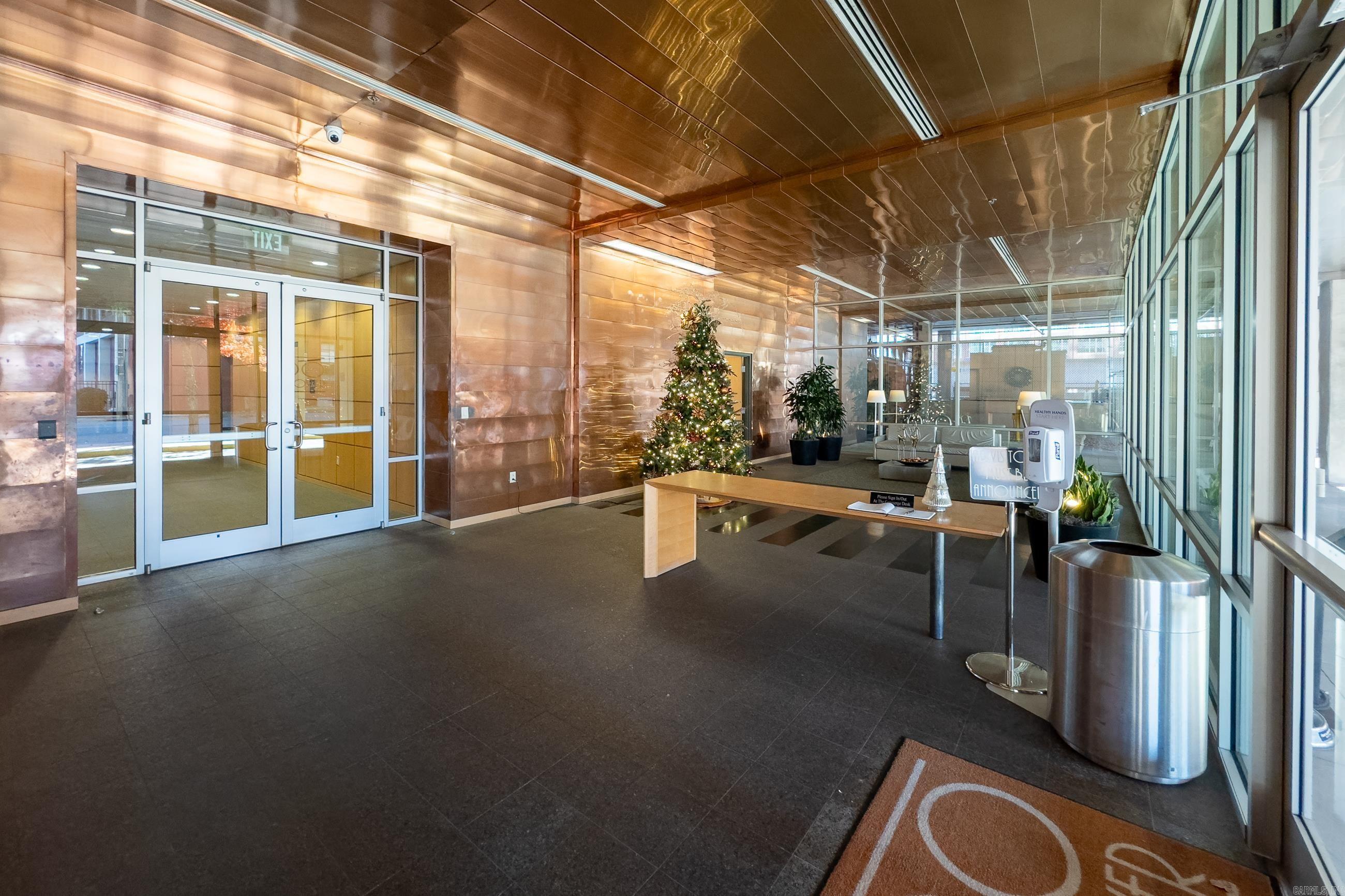 300 THIRD HPR - Residential