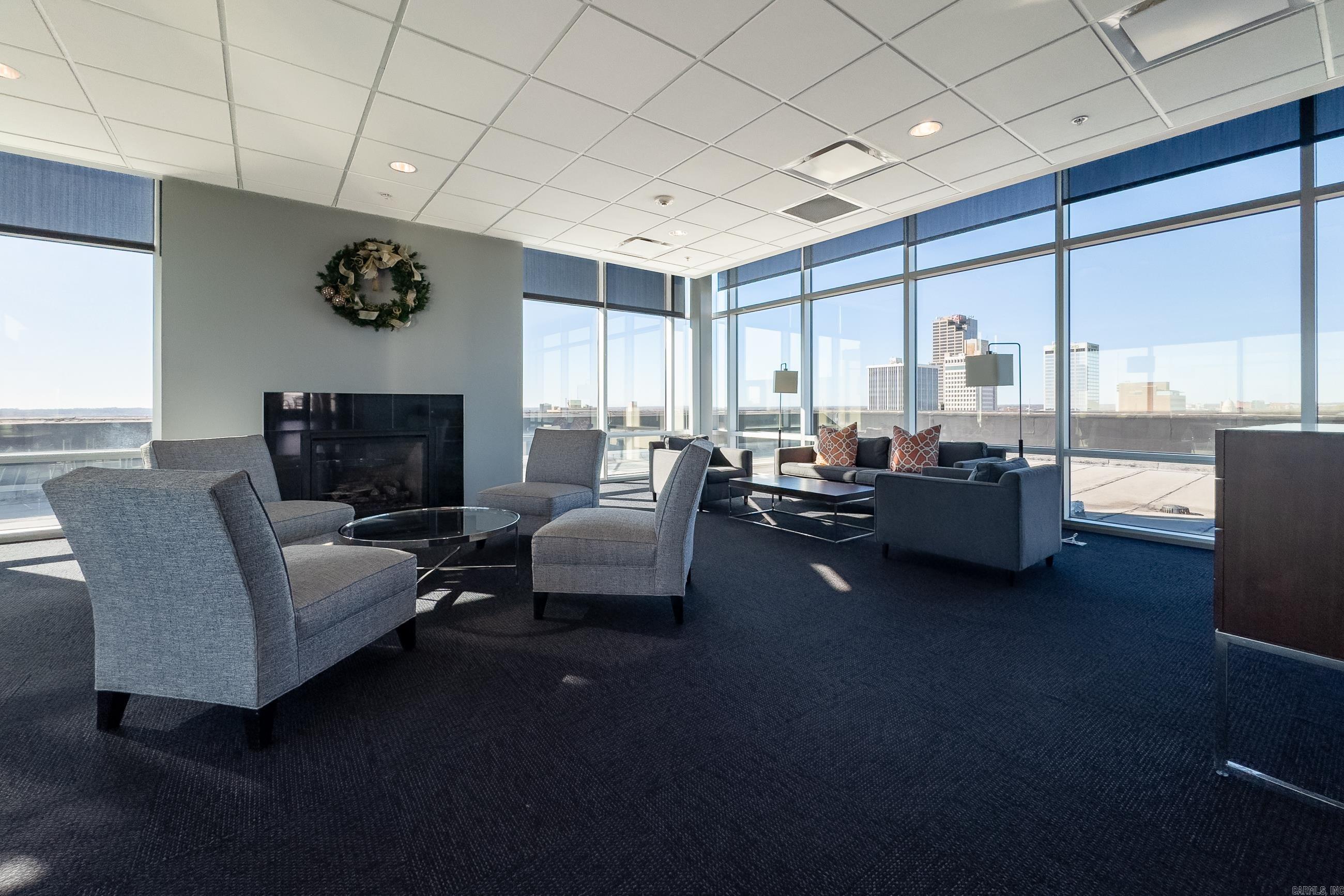 300 THIRD HPR - Residential