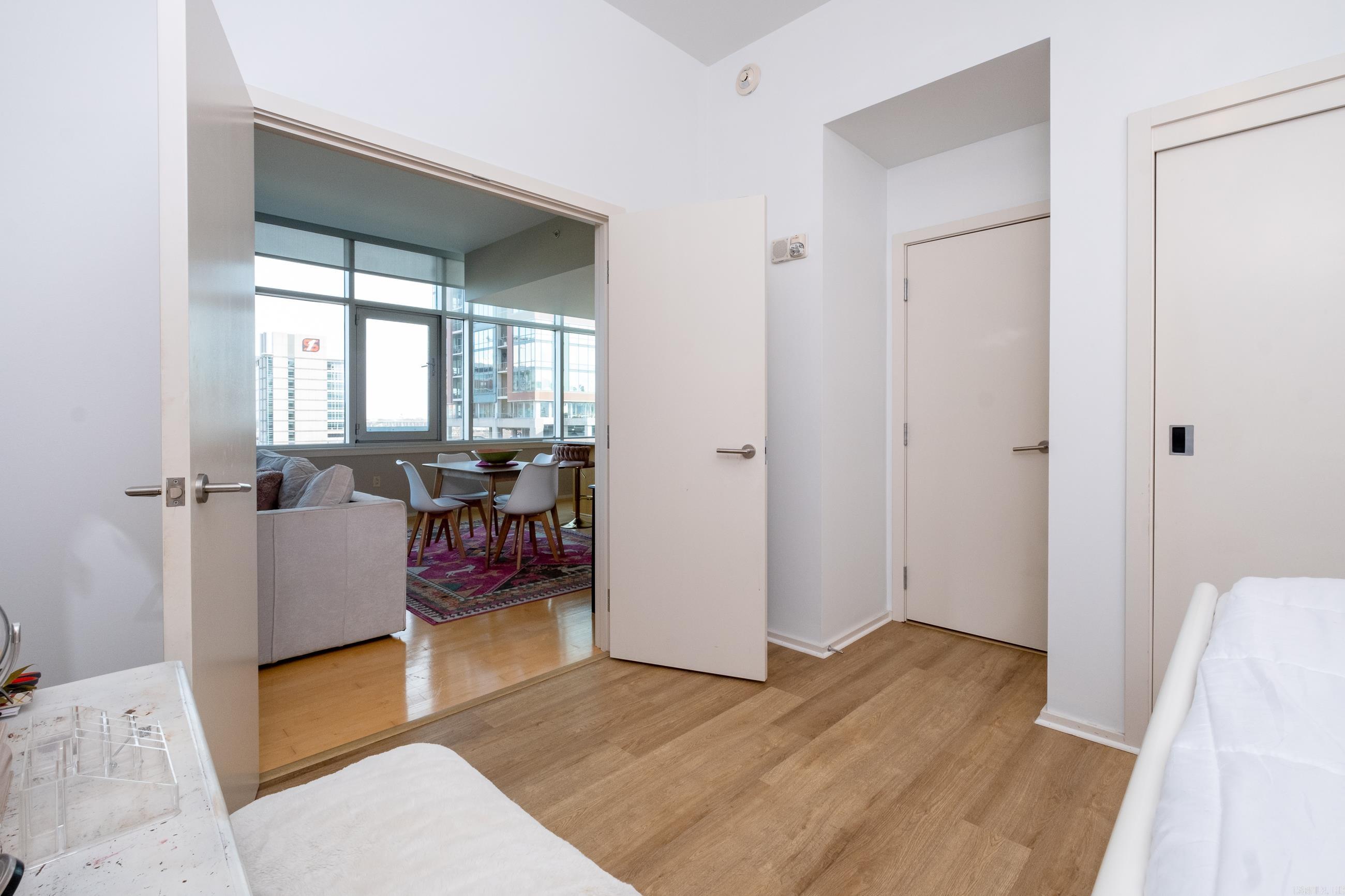 300 THIRD HPR - Residential