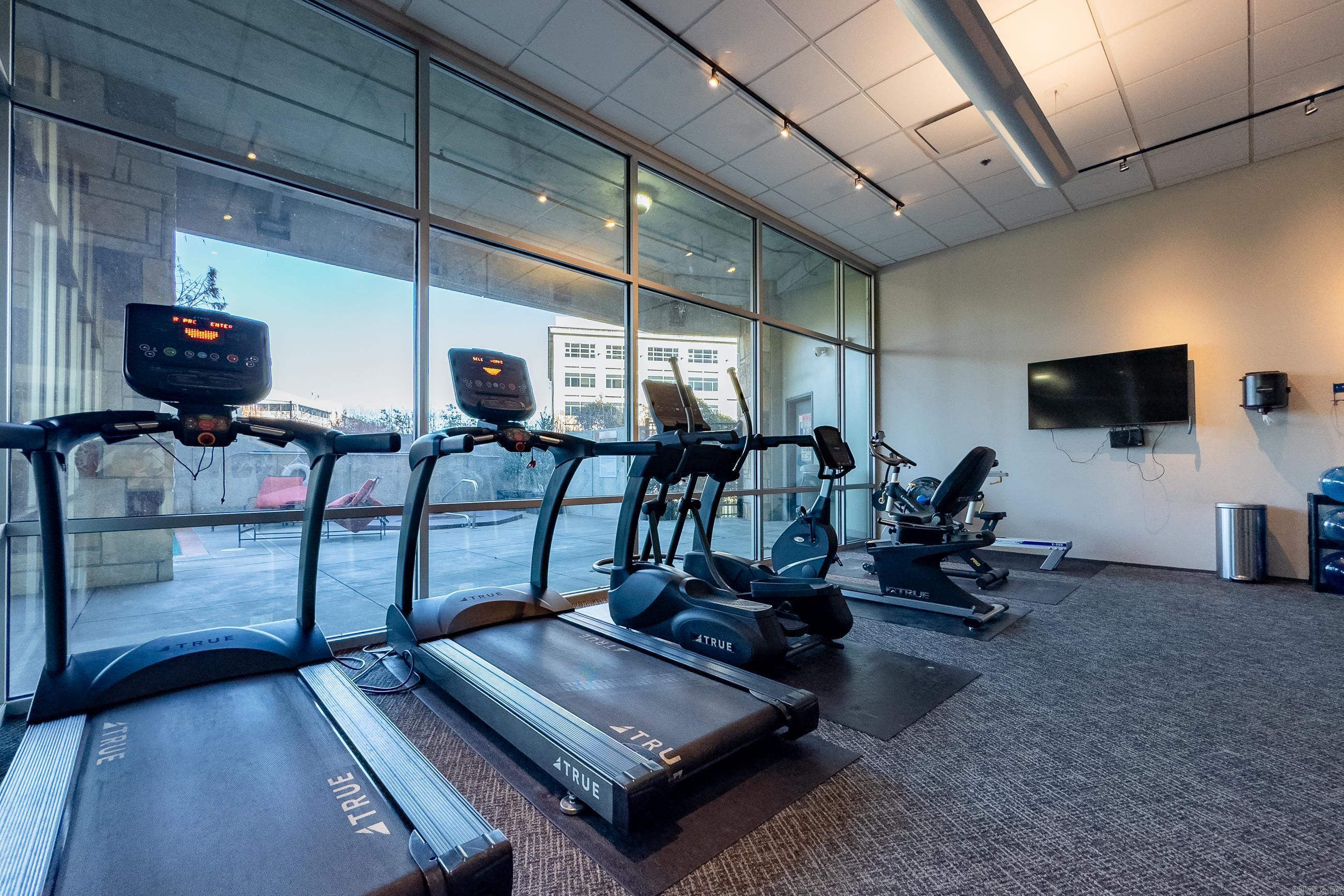 300 THIRD HPR - Residential