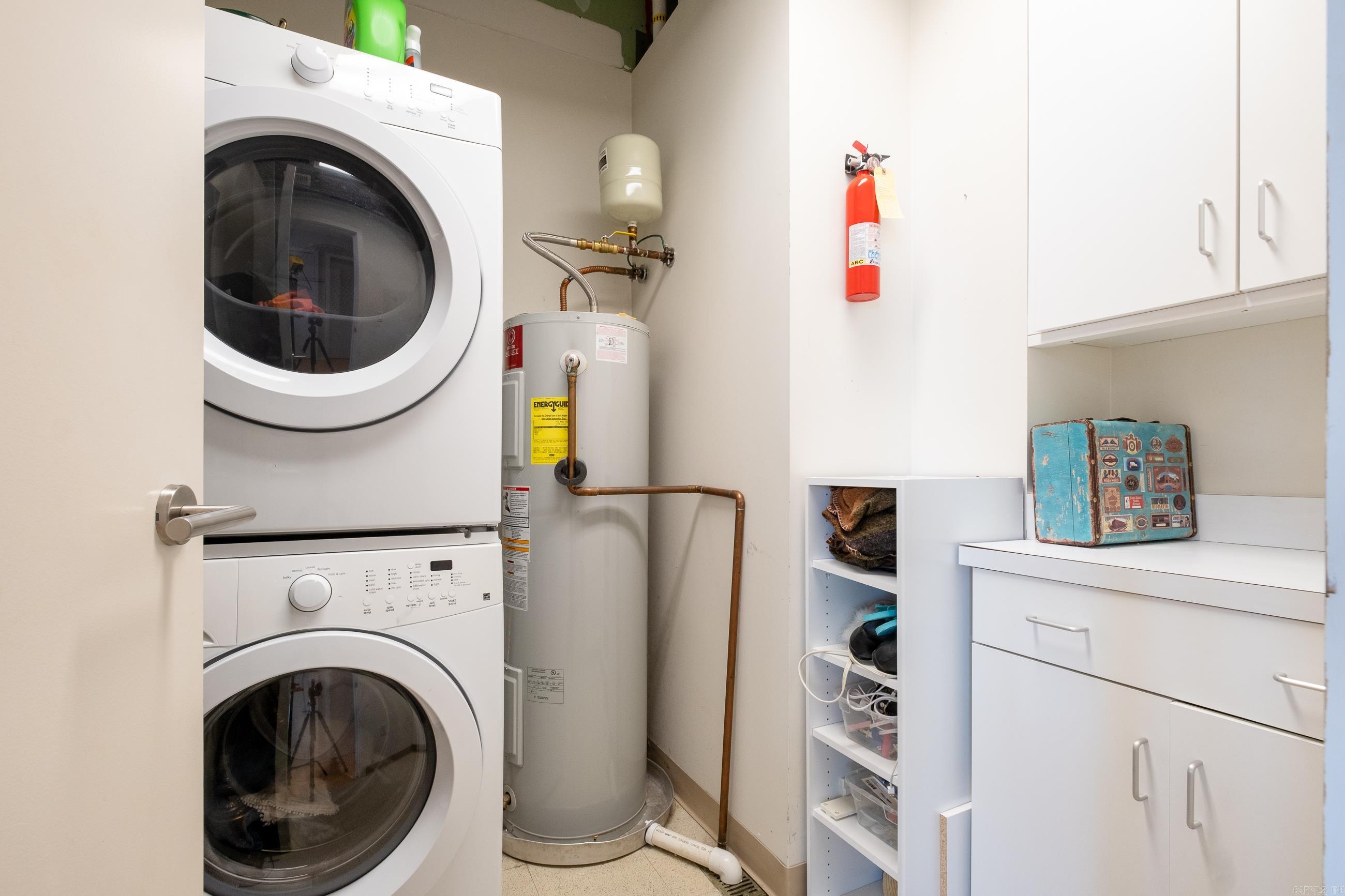 300 THIRD HPR - Residential