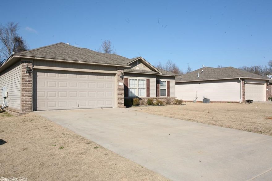 Why pay rent when you can own this for less!?!?!  Awesome, open floorplan, fully fenced home with tile floors in the main living area that opens into the kitchen makes for easy cleaning.  Fresh paint throughout, tray ceiling in living room, fully fenced backyard with woods behind for a great outdoor area.  Side by side refrigerator conveys too!  Call now before this one is gone!