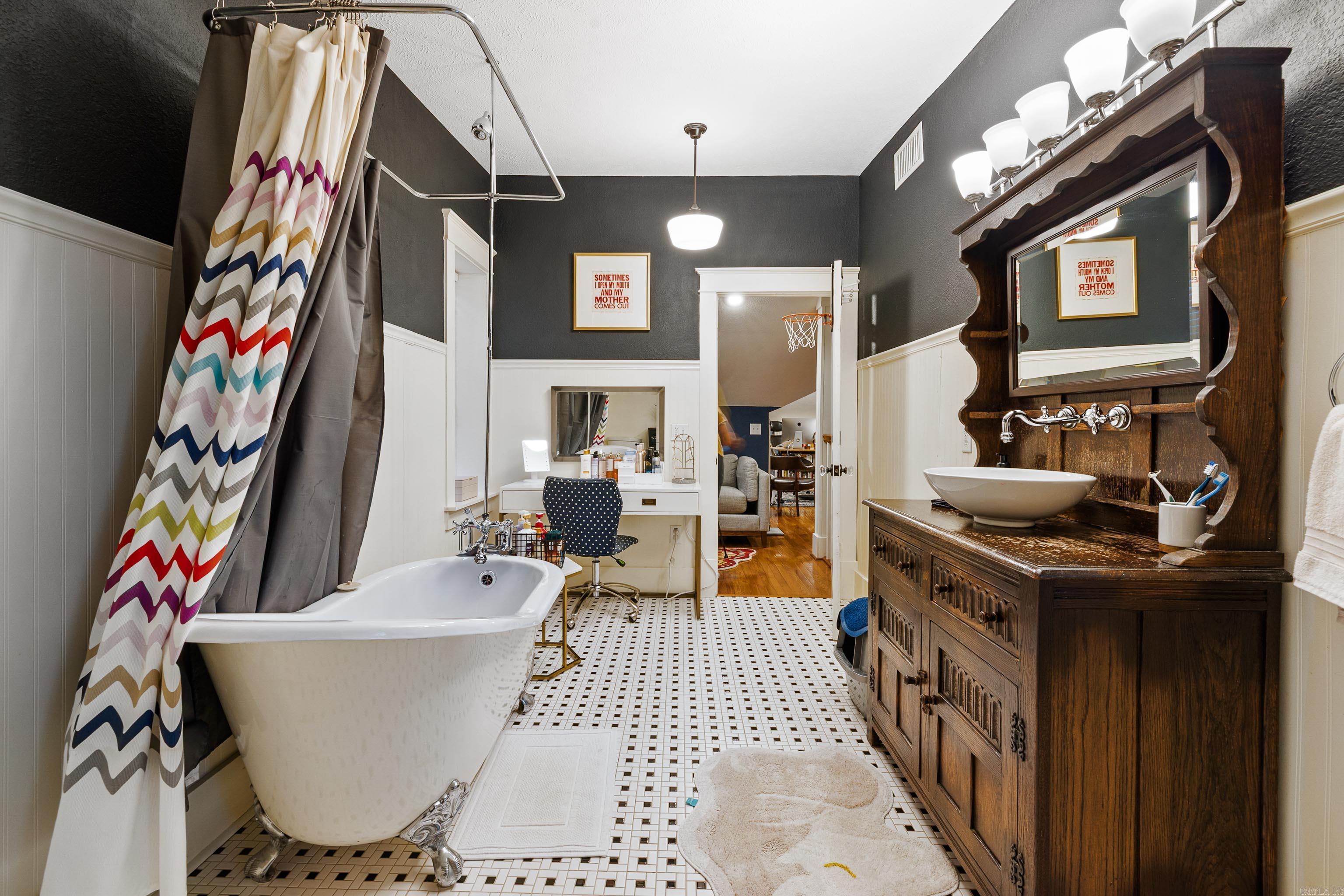 PARK HILL - Residential