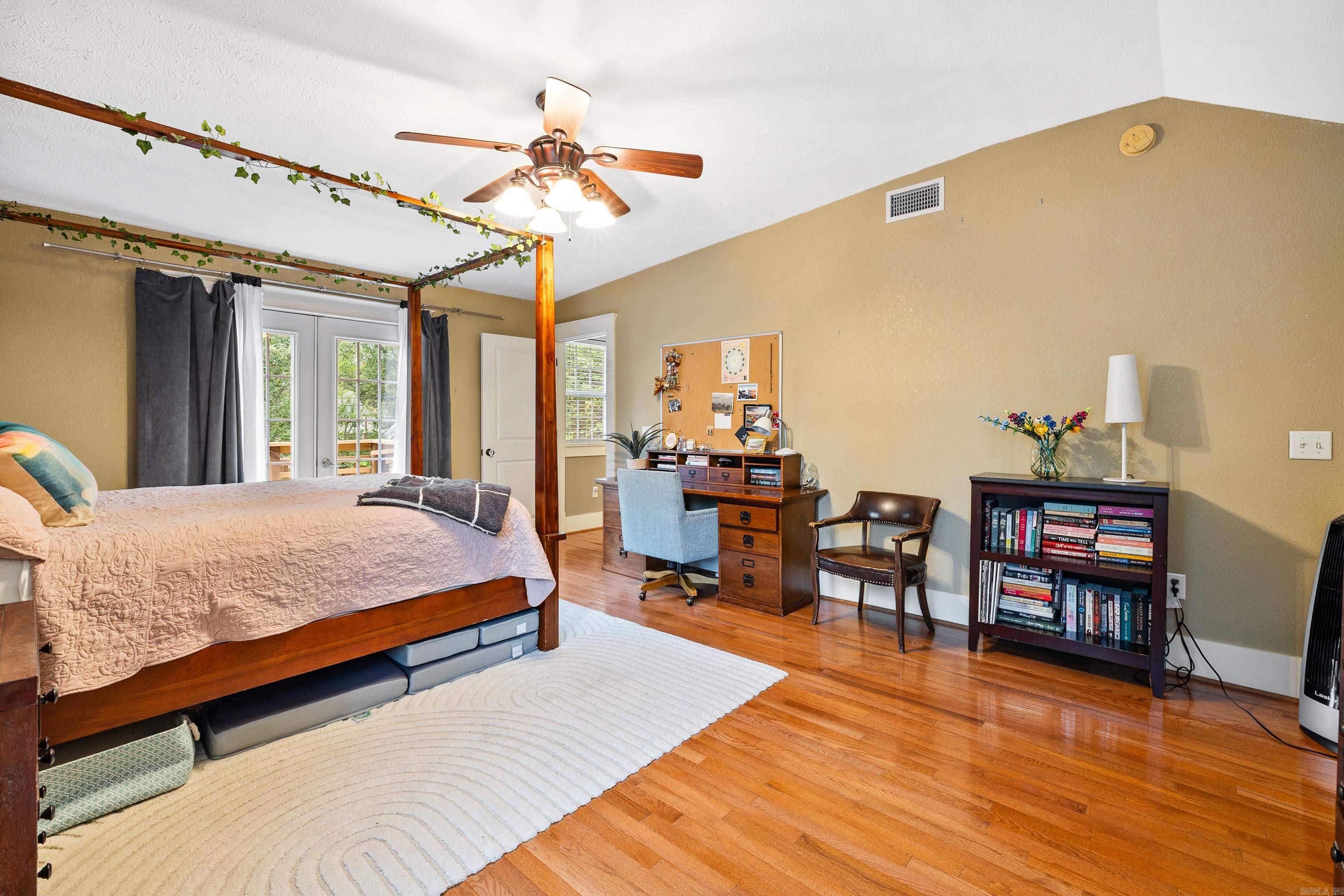 PARK HILL - Residential