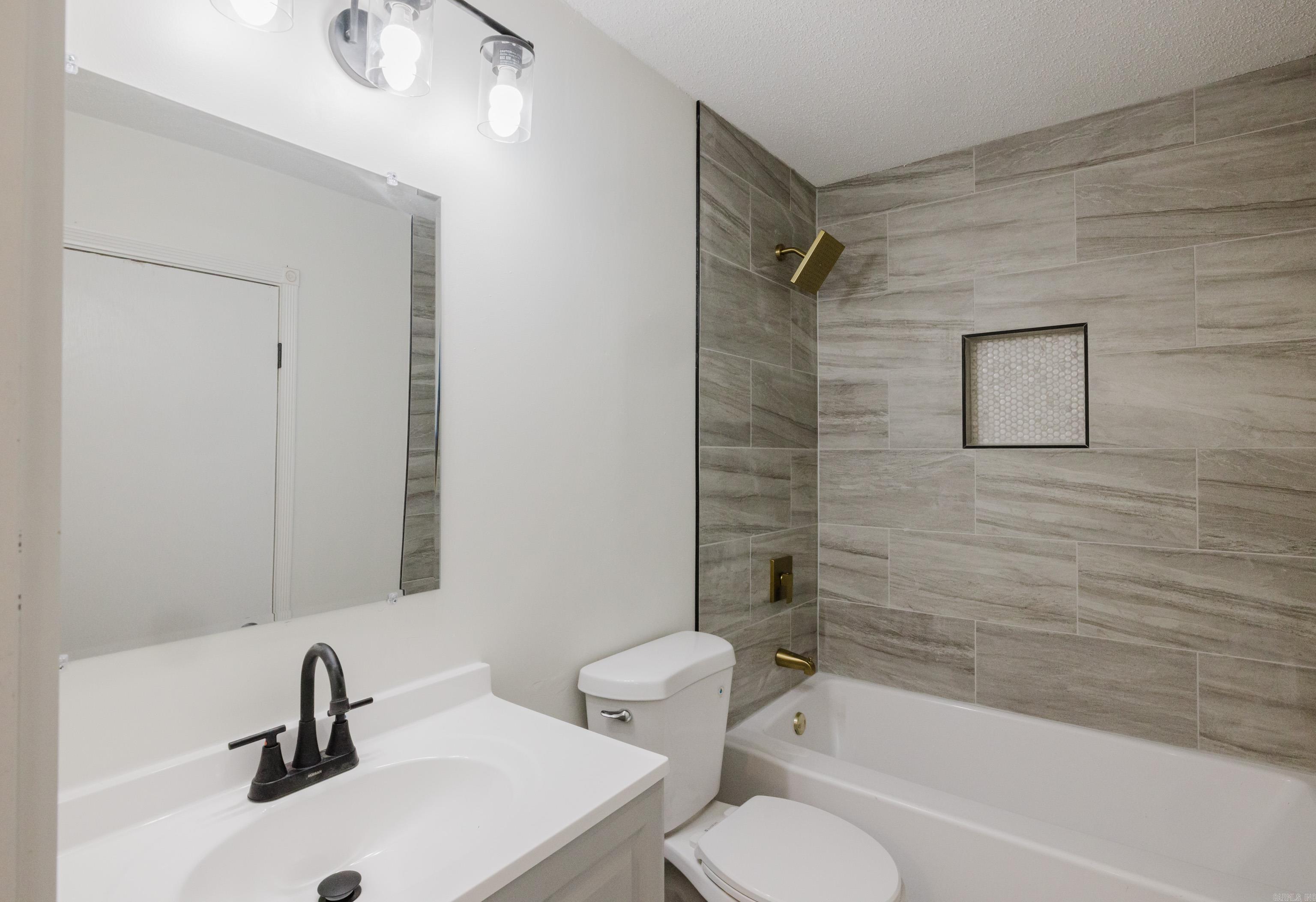 BOULEVARD TERRACE - Residential