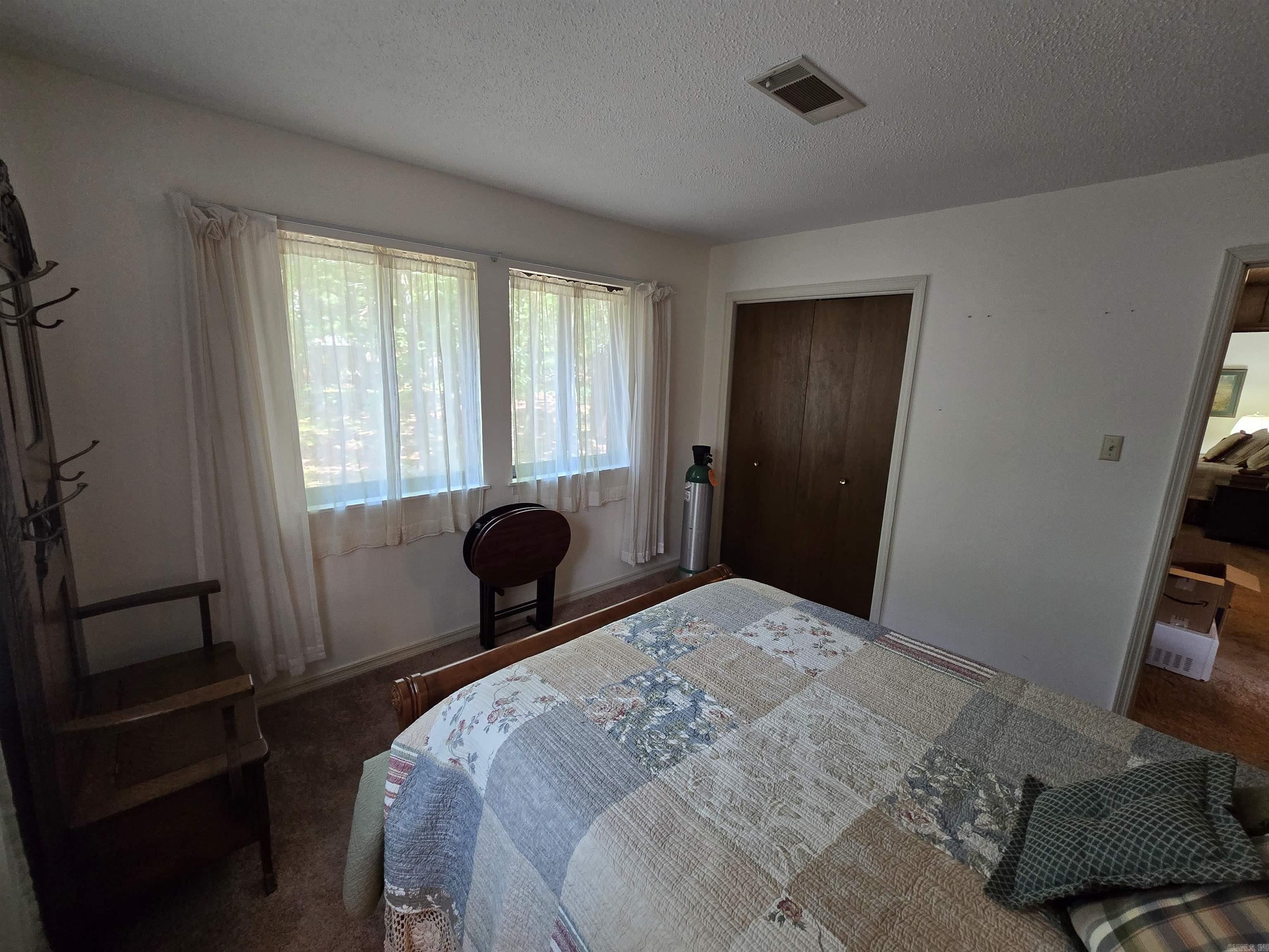 CHELSEA GLADE - Residential