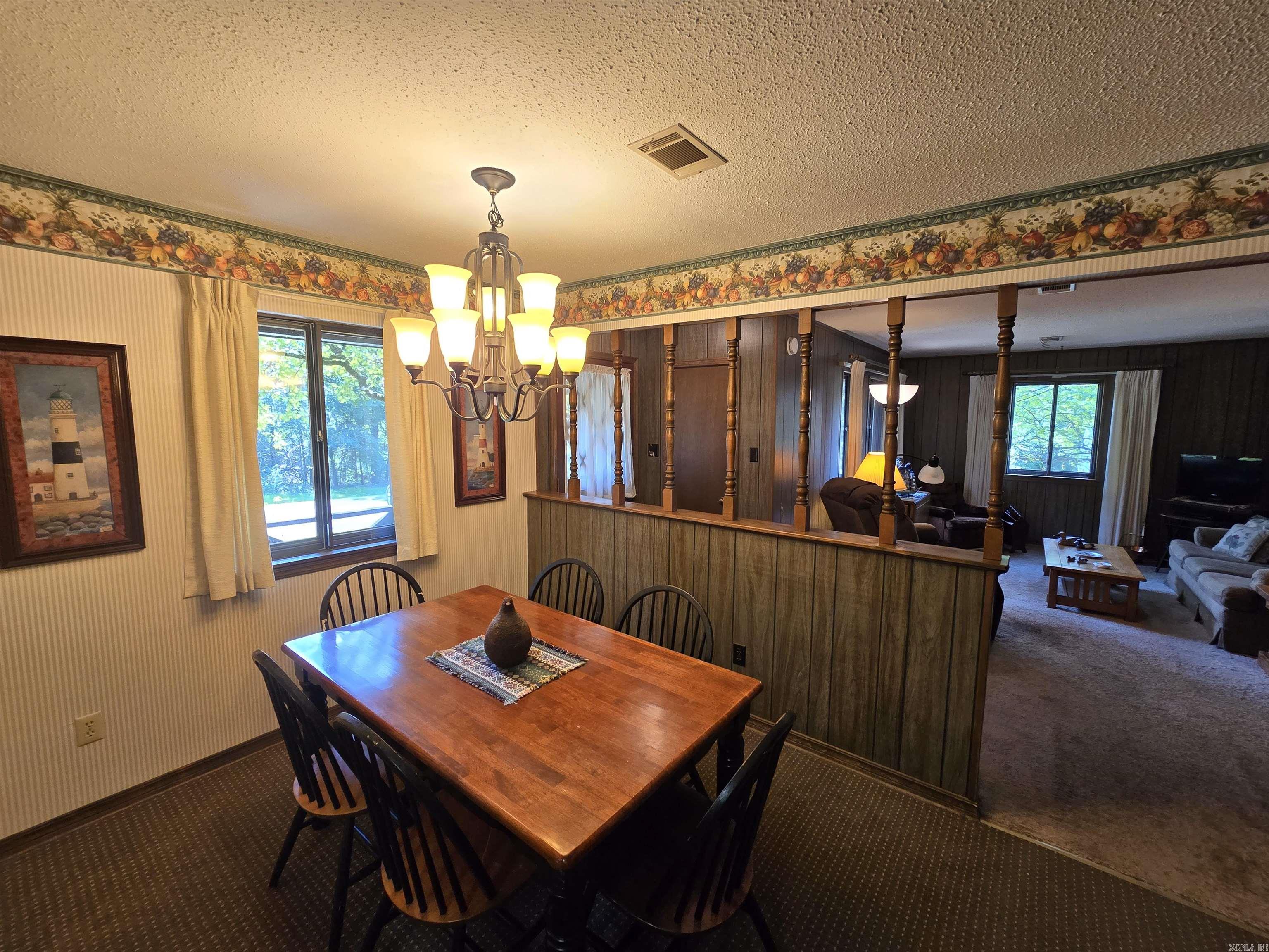 CHELSEA GLADE - Residential