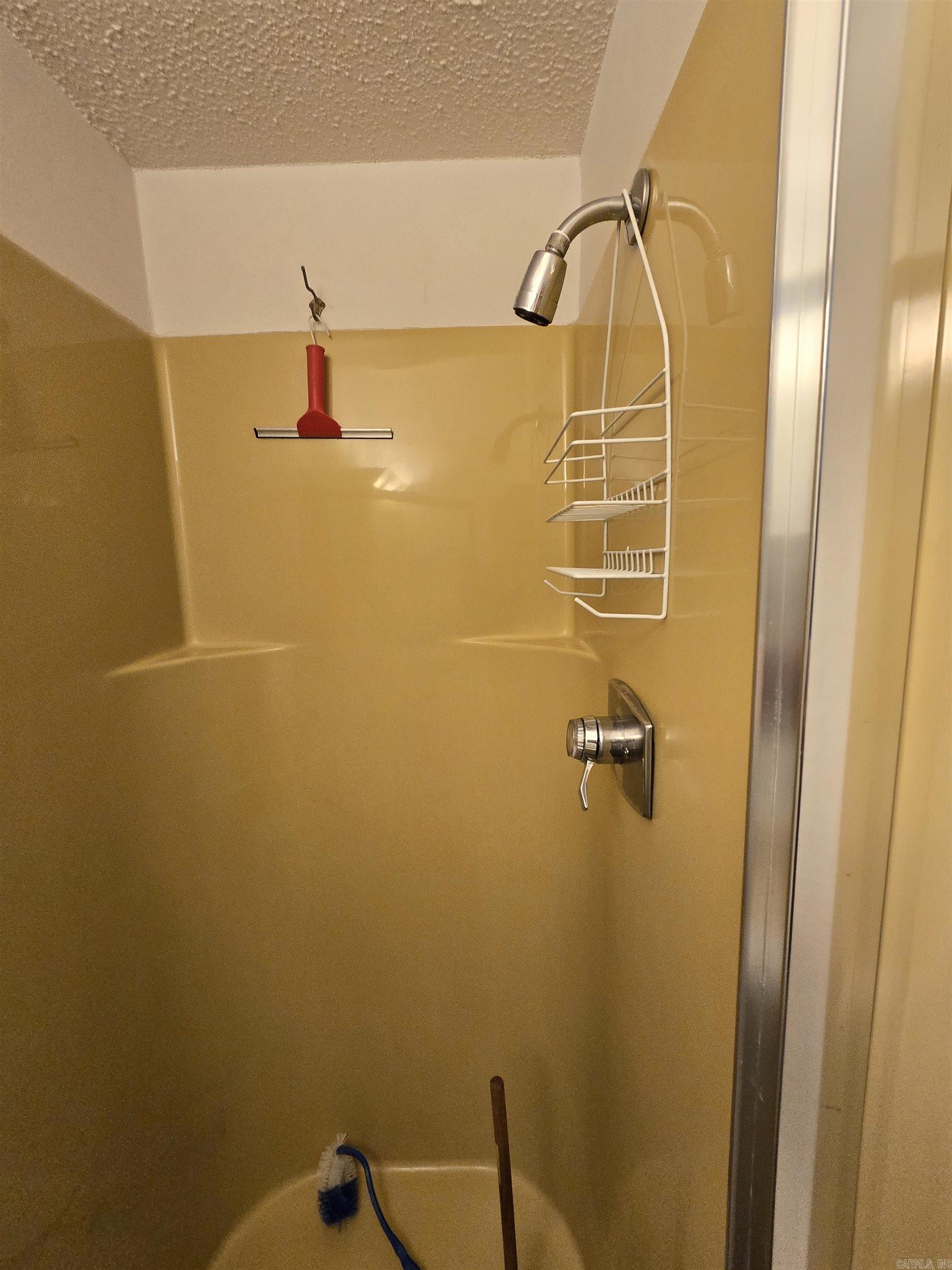 CHELSEA GLADE - Residential