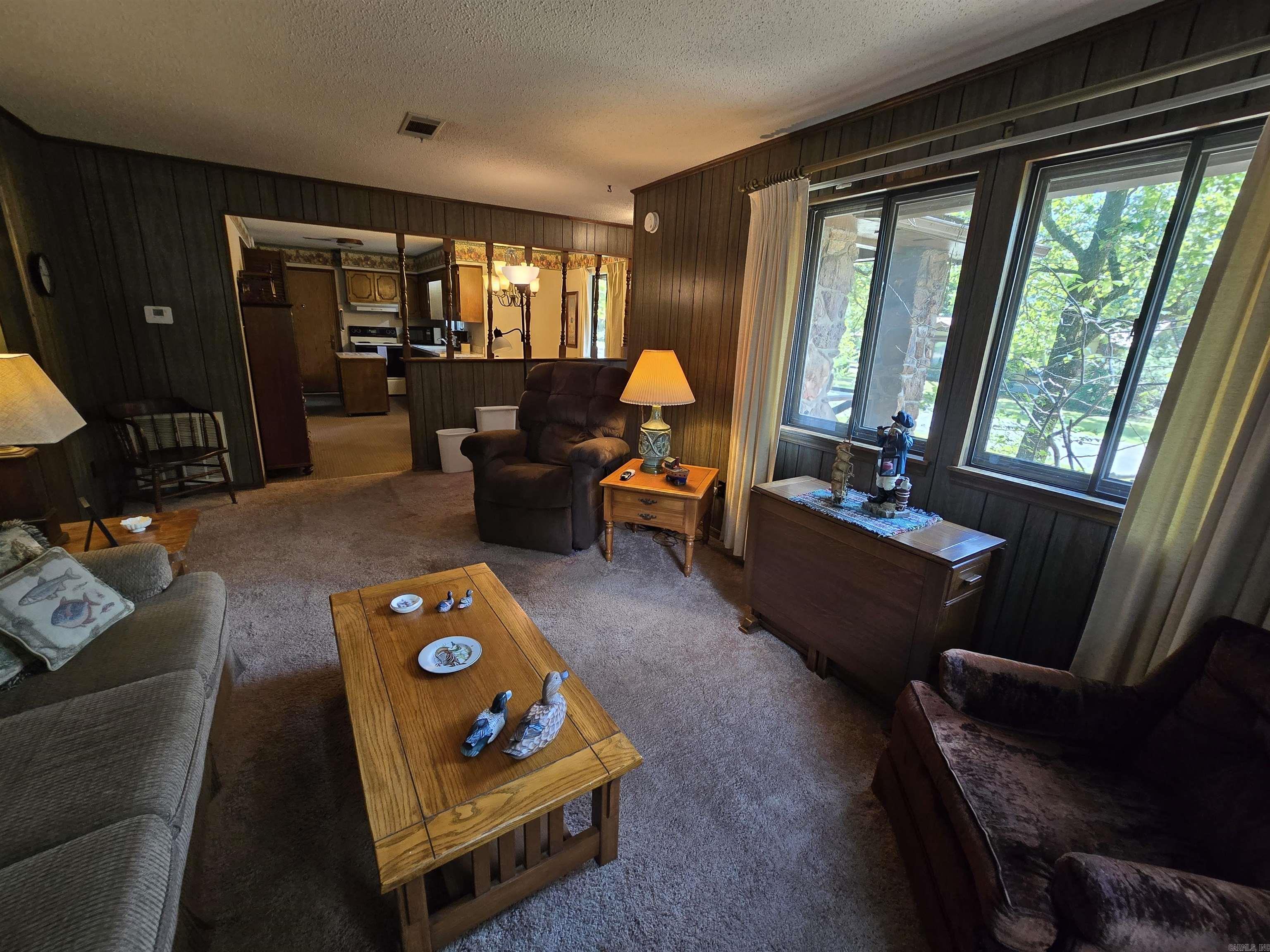 CHELSEA GLADE - Residential