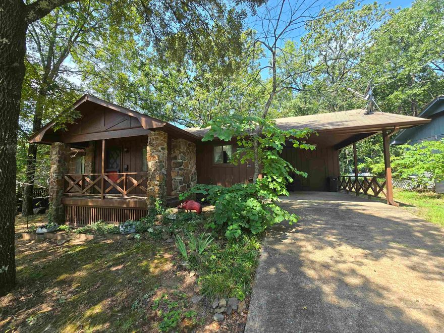 Welcome to the Market this wonderful 2 bed 2 bath well maintianed home in the beautiful resort town of Fairfield Bay!  Home of 3 pools, 2 golf courses, 6 miles of hiking and 100 miles of ATV and UTV trails, mini golf, bowling, tennis and new pickle ball courts being built as we speak!   Come enjoy the comforts this home offers when not outdoors enjoying the lake and more!  Home has fresh paint on exterior & inside a semi open floor plan!  Most appliances and furniture could be negotiated with the right offer price.  Call today!