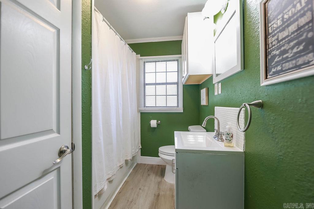 TENNYSON - Residential