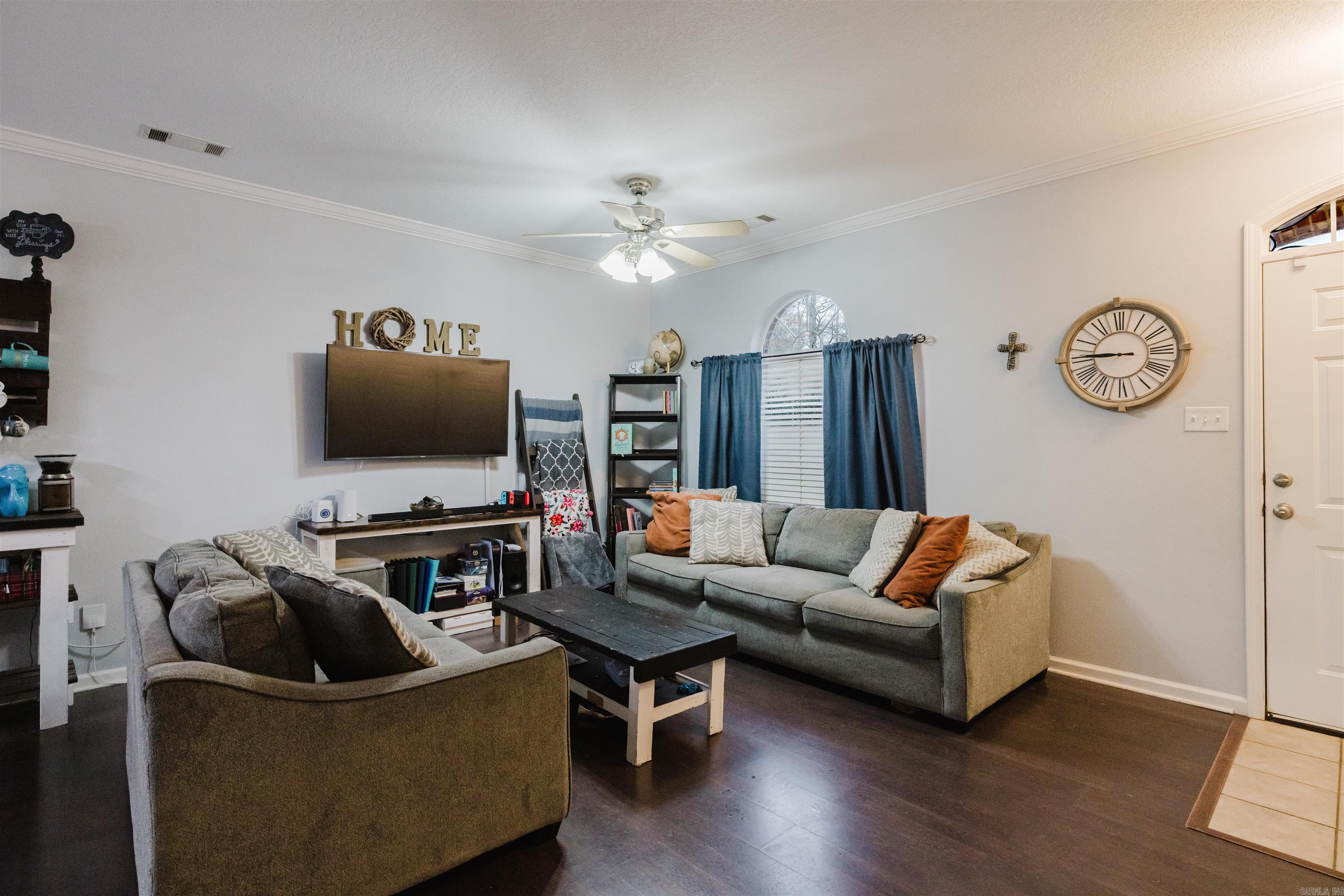 EMERALD VALLEY - Residential