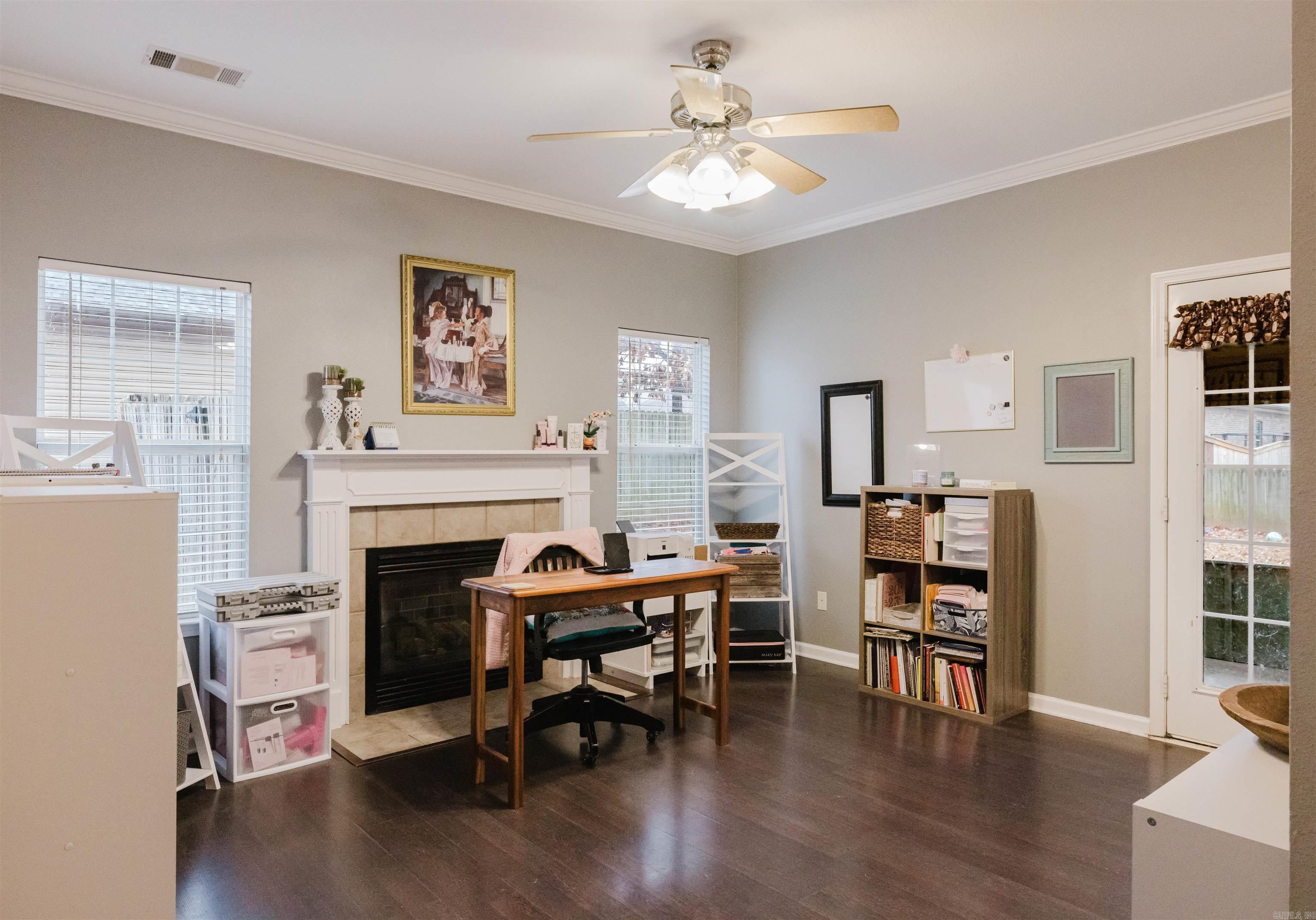 EMERALD VALLEY - Residential