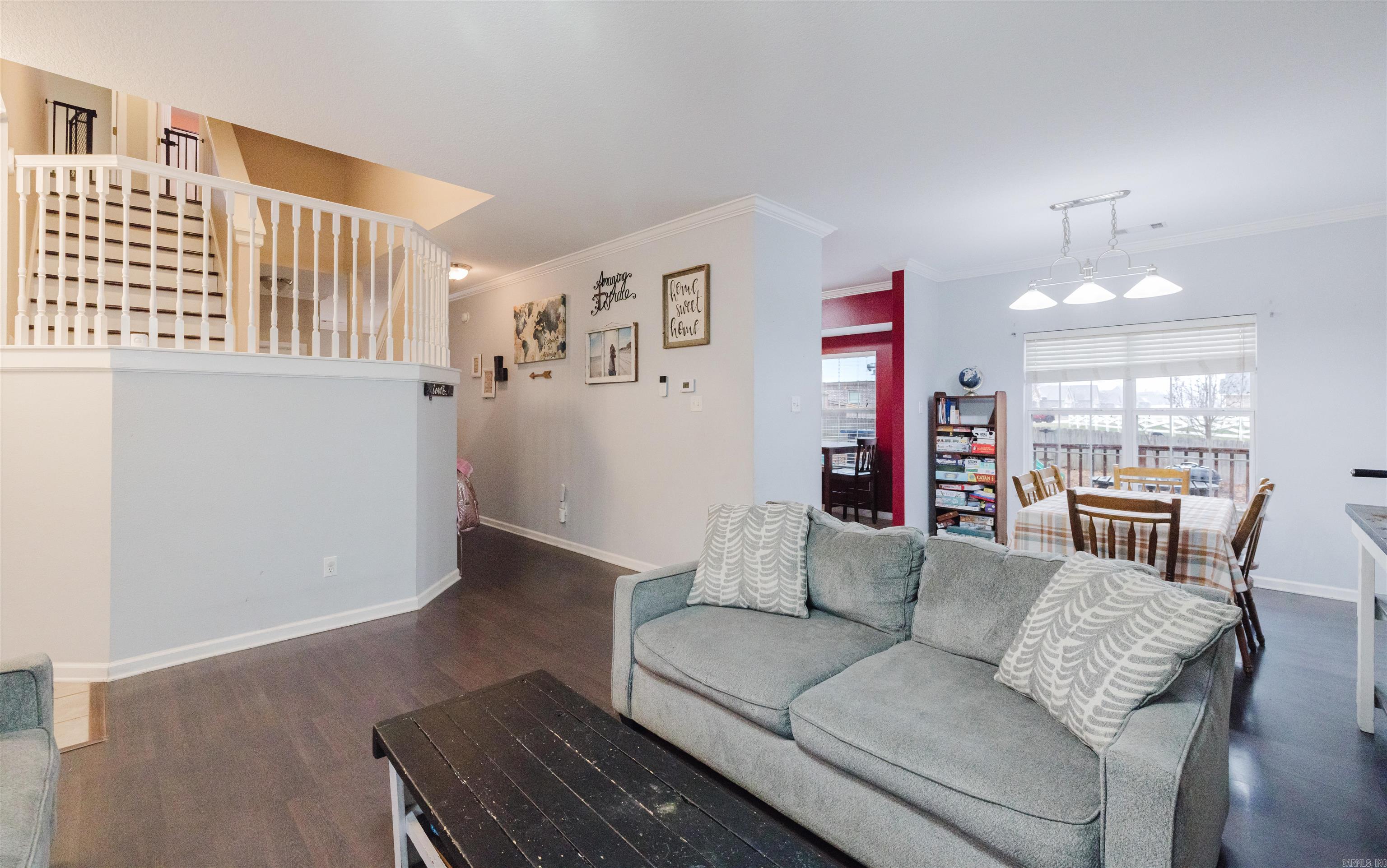 EMERALD VALLEY - Residential