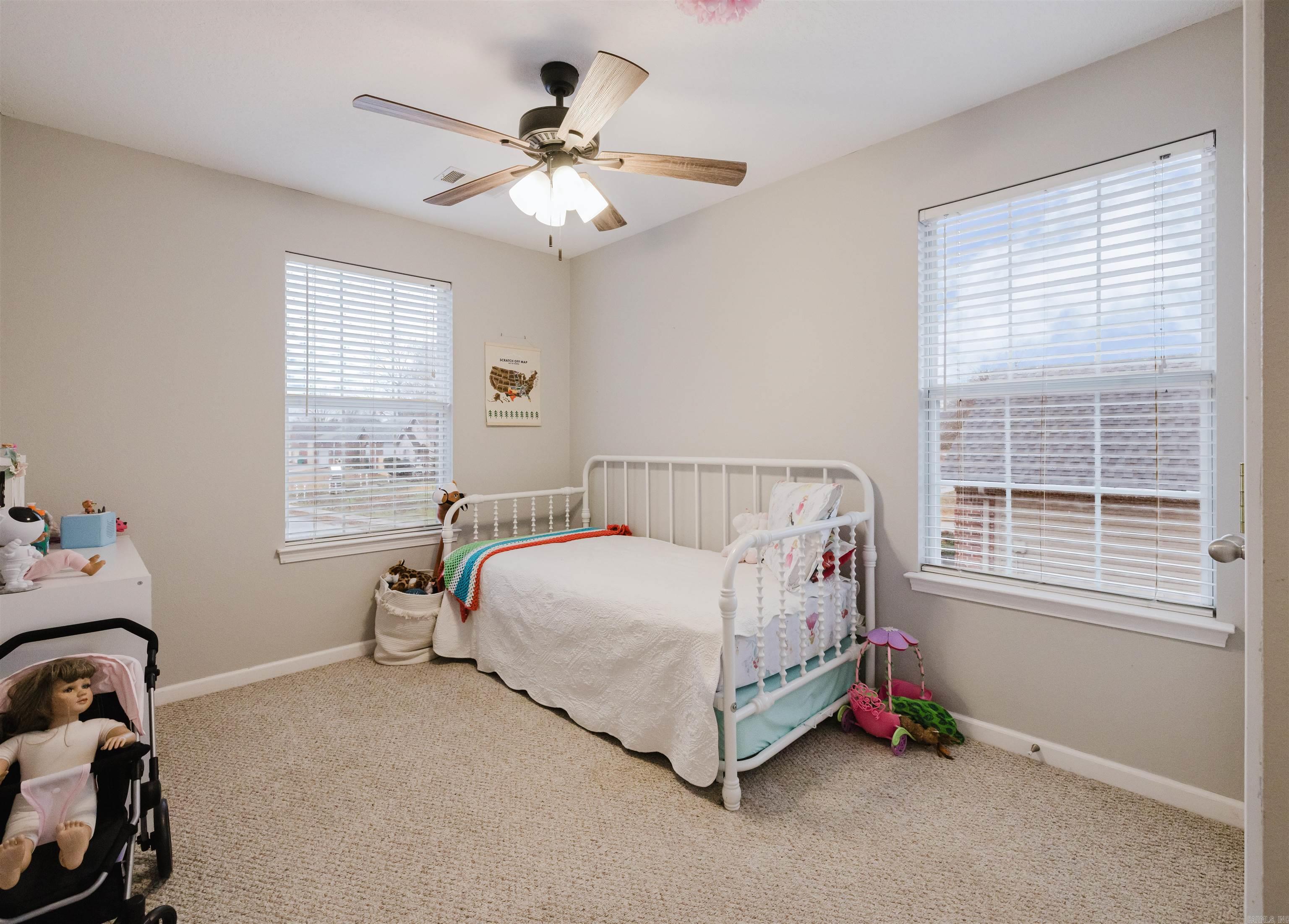 EMERALD VALLEY - Residential