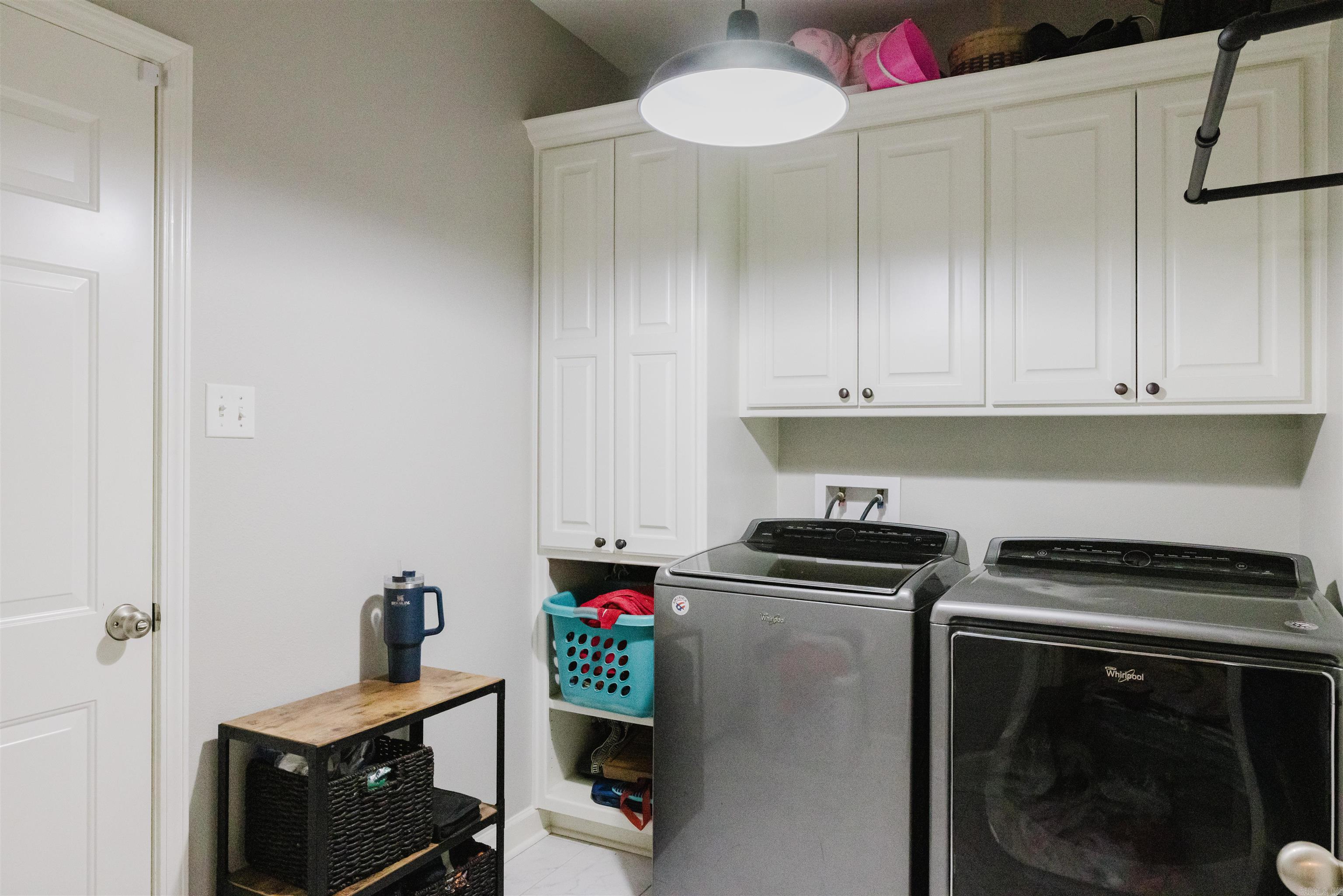 EMERALD VALLEY - Residential