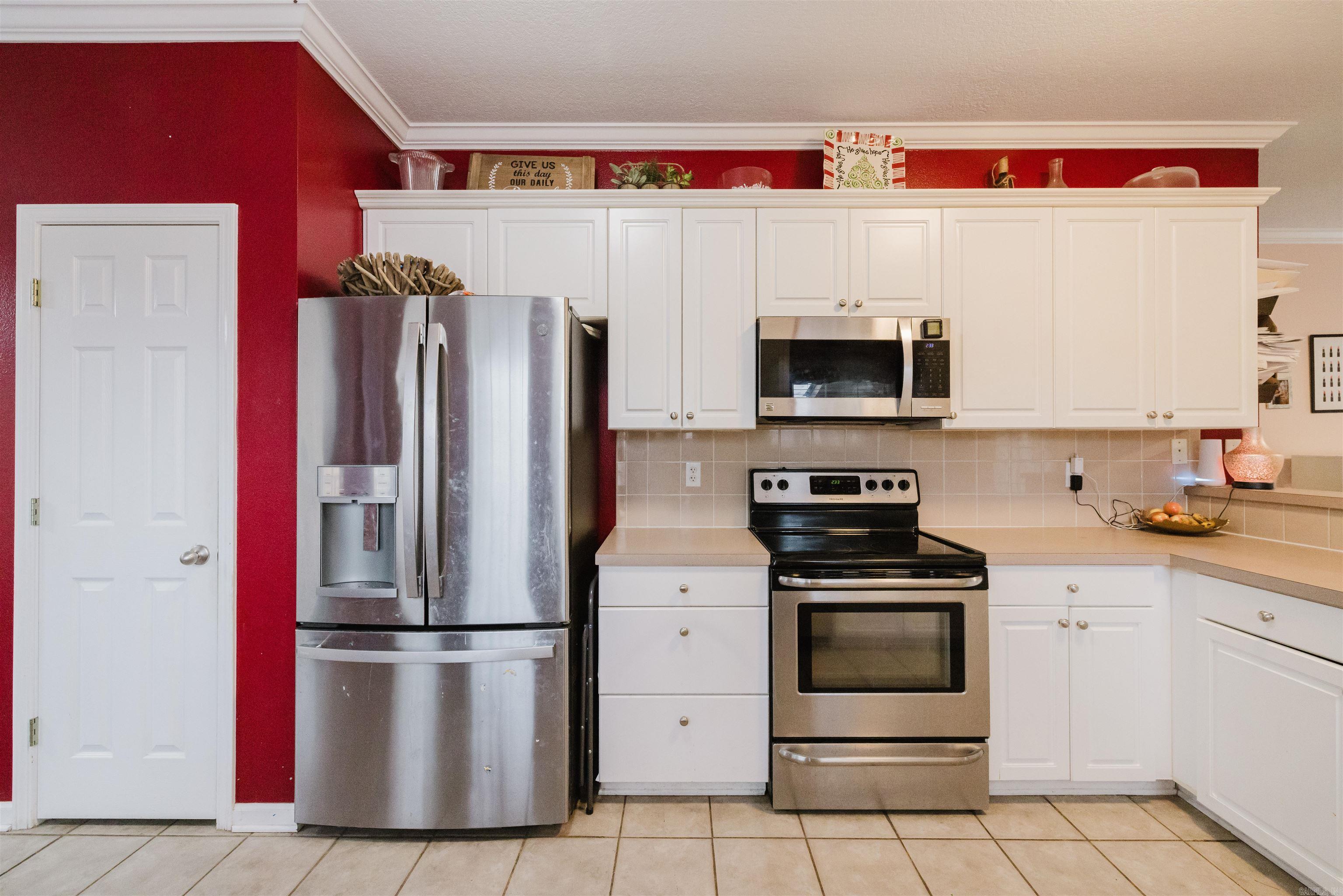 EMERALD VALLEY - Residential