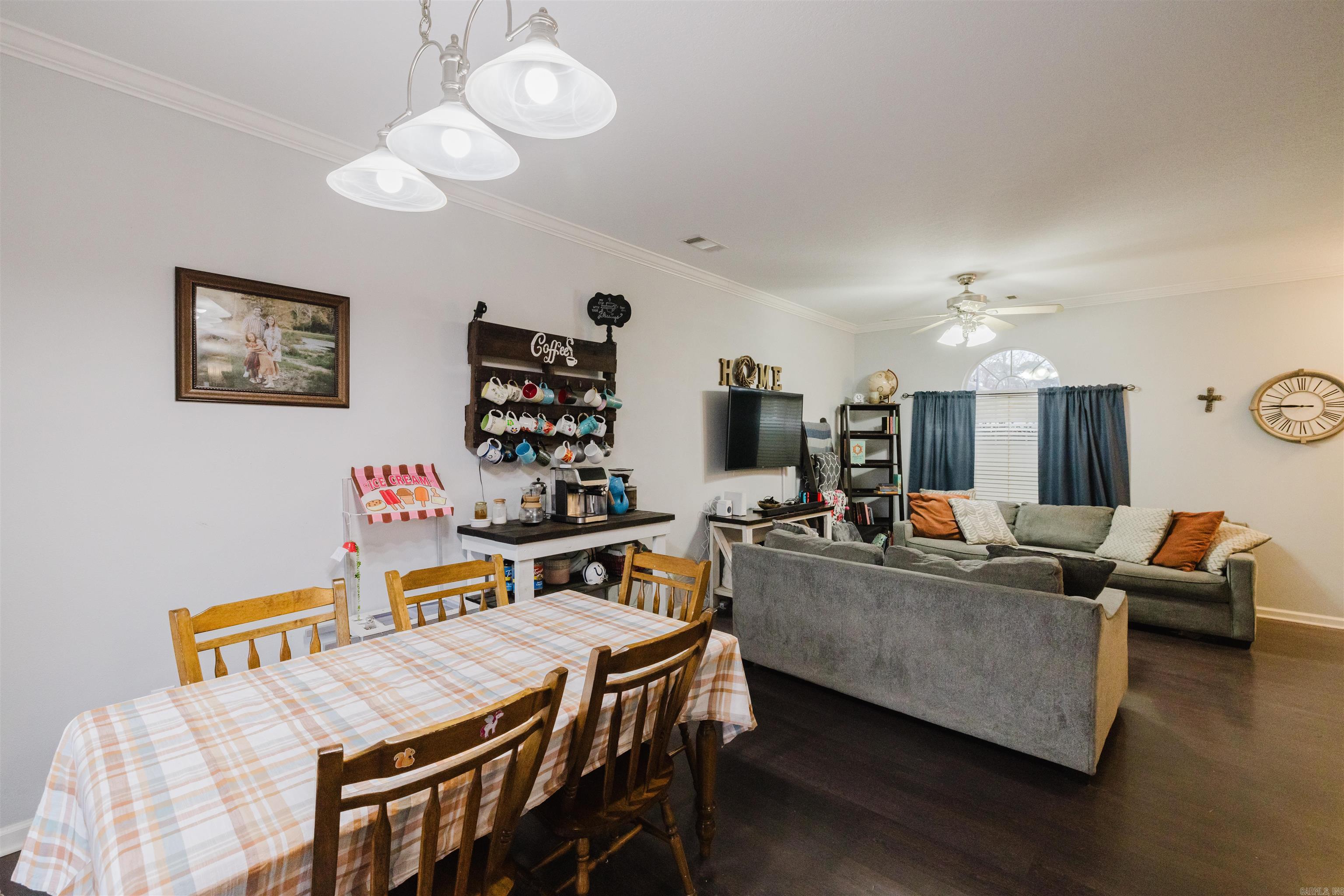 EMERALD VALLEY - Residential