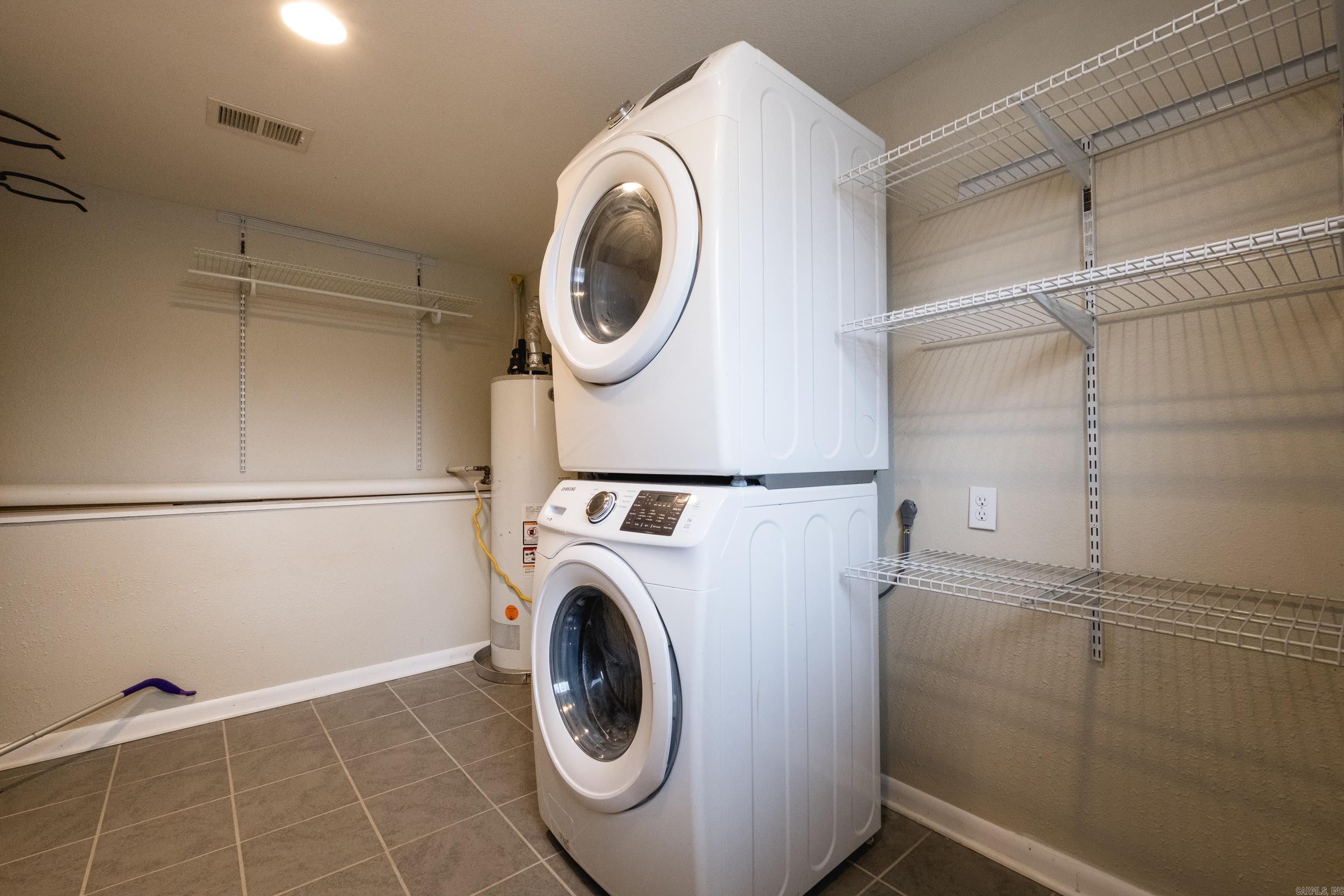 HOLLENBERG - Residential