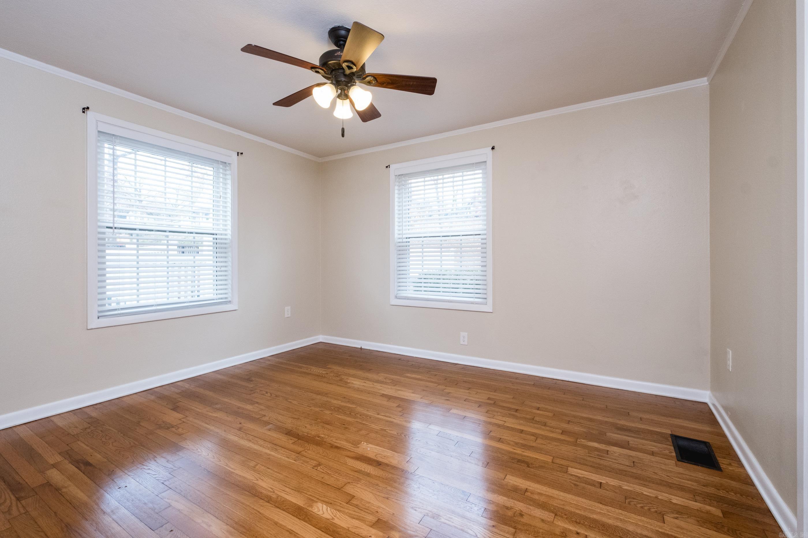 HOLLENBERG - Residential