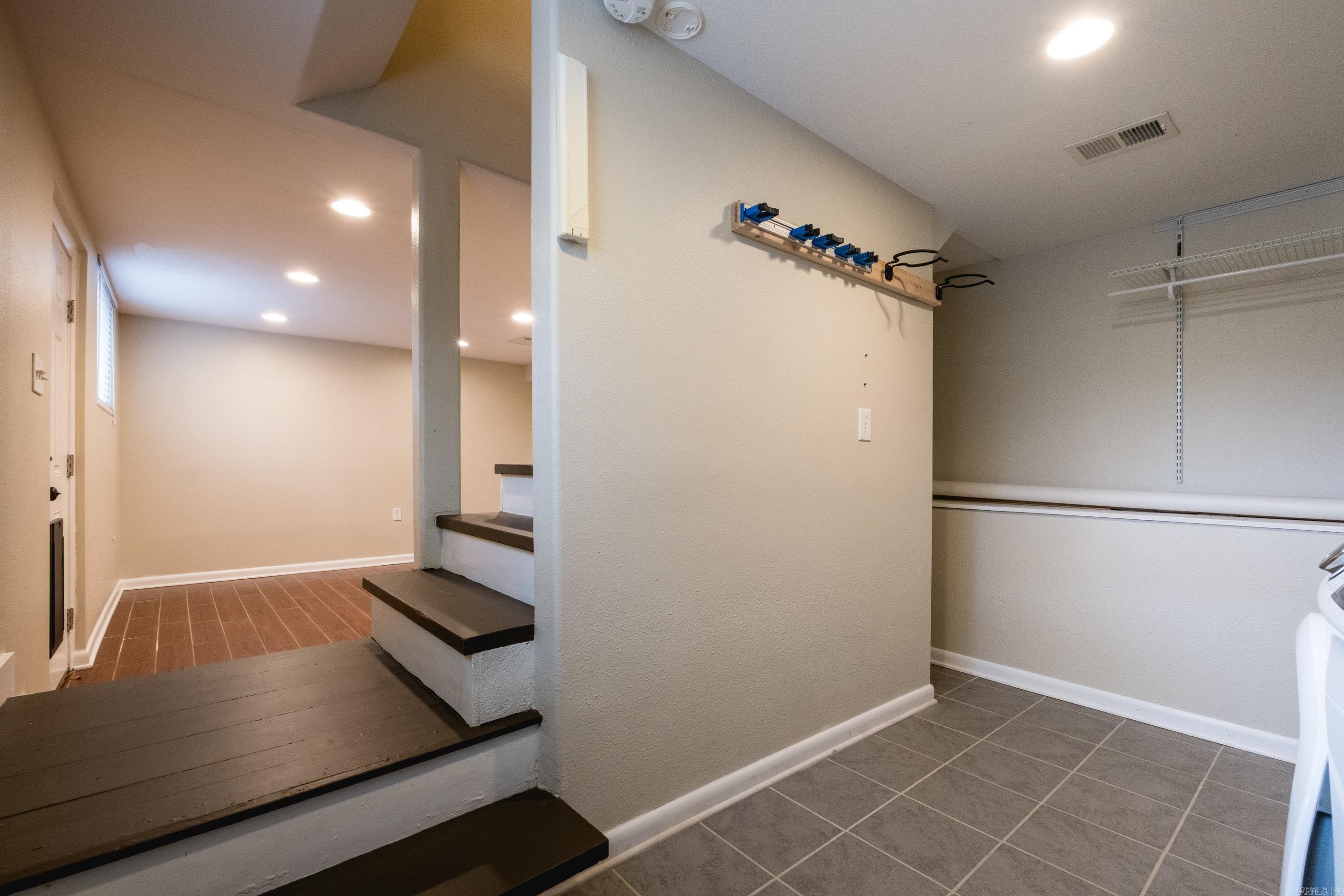 HOLLENBERG - Residential