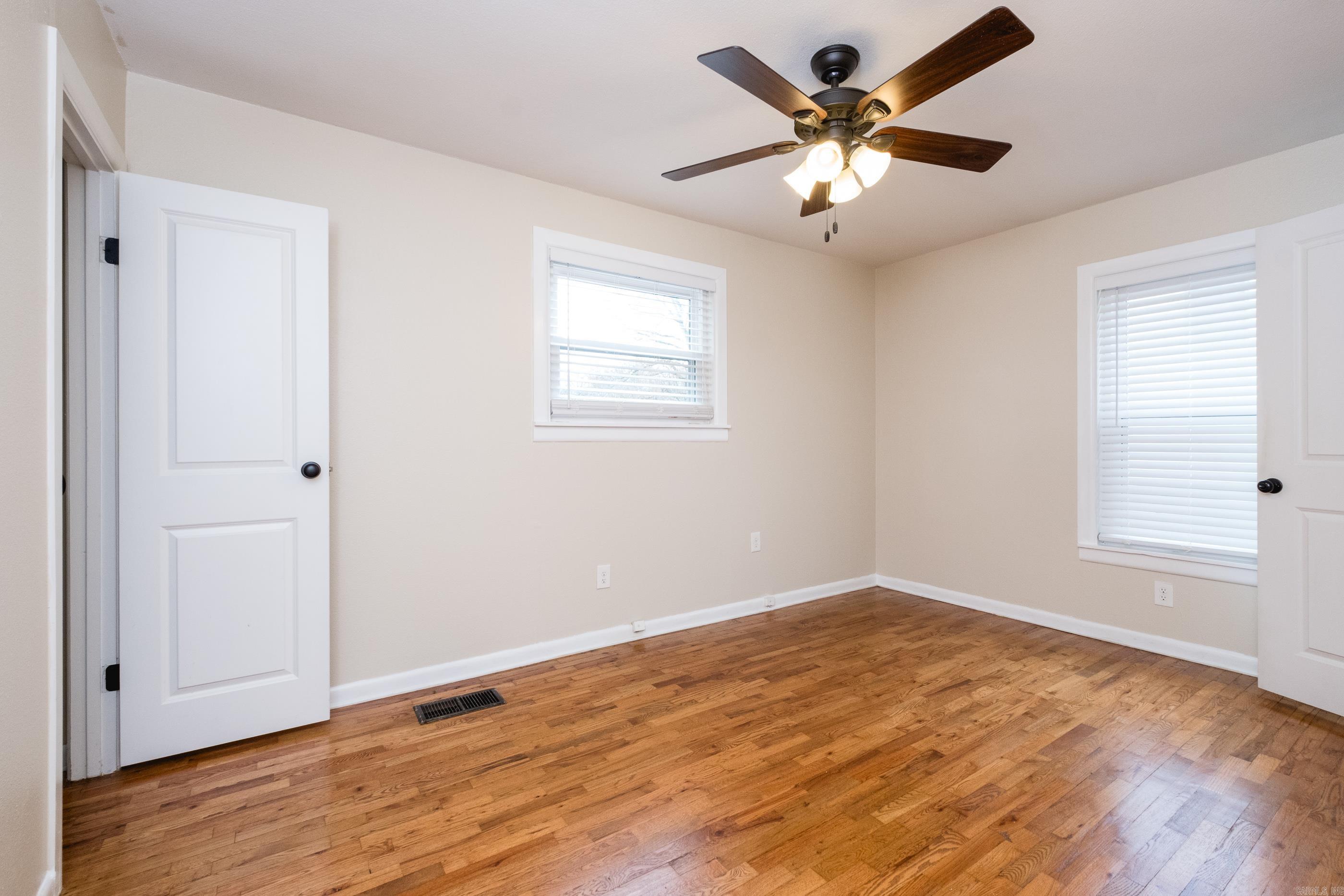 HOLLENBERG - Residential