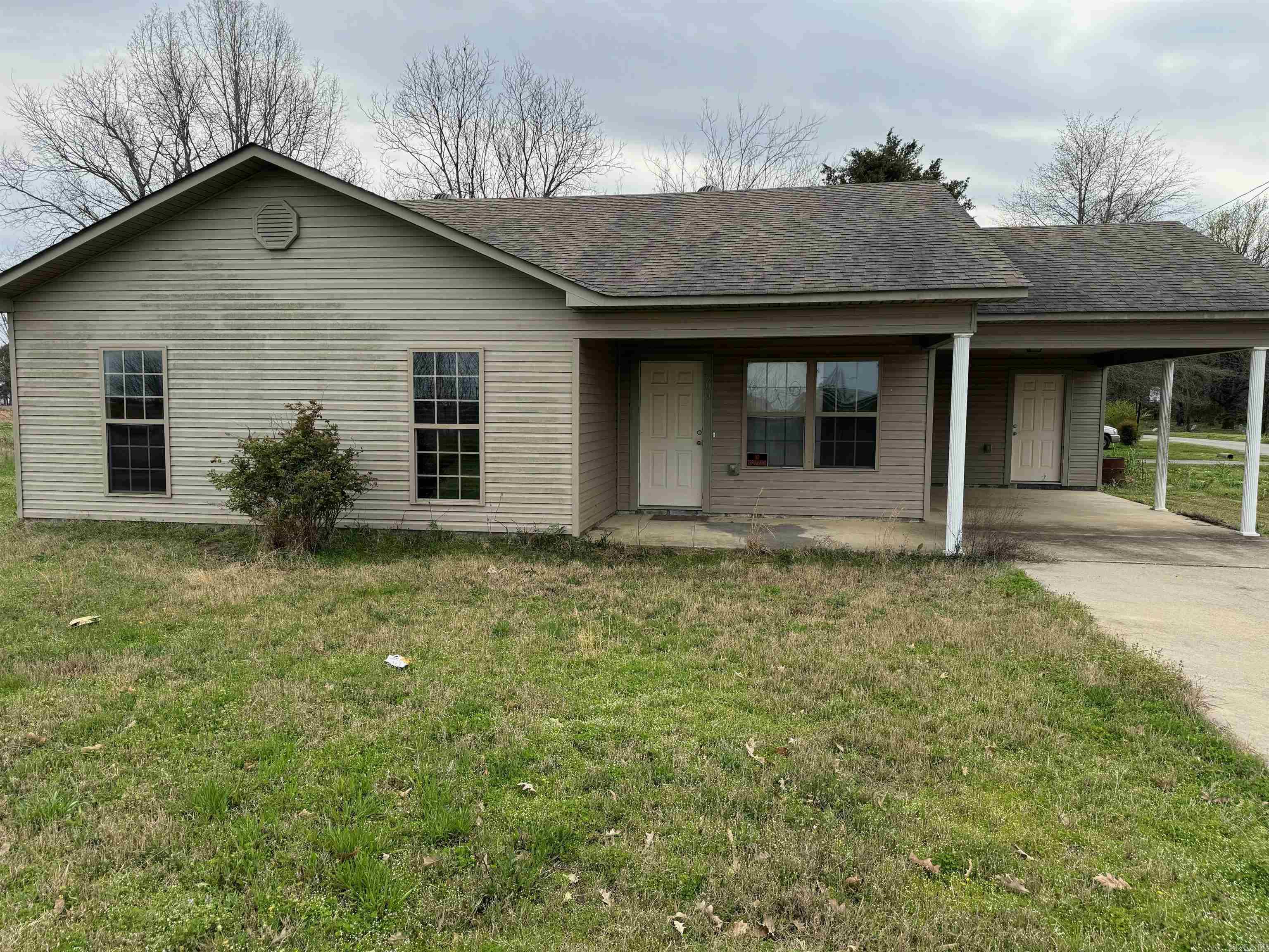 THIS PROOPERTY IS NESTLED IN A RURAL AREA. THIS IS A INVESTORS DREAM OR A BUYER LOOKING TO PUT IN A LITTLE TLC. SOLD AS IS