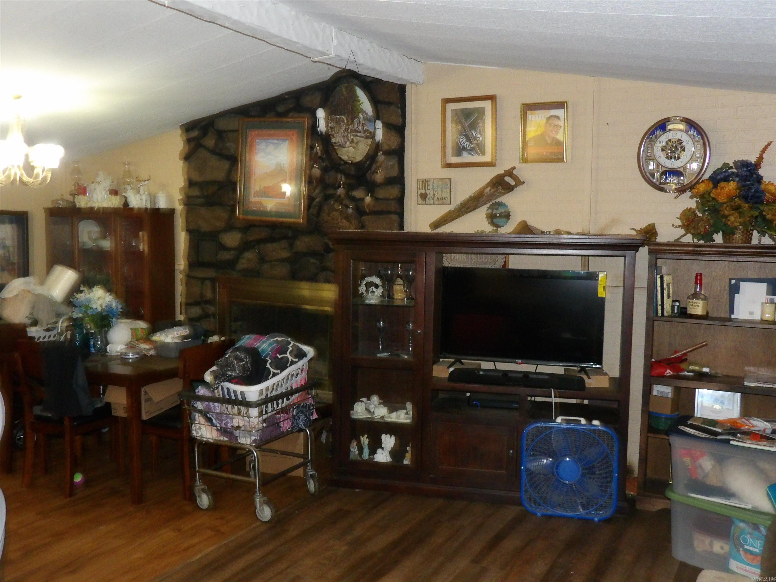 Heber Springs-Inside - Residential