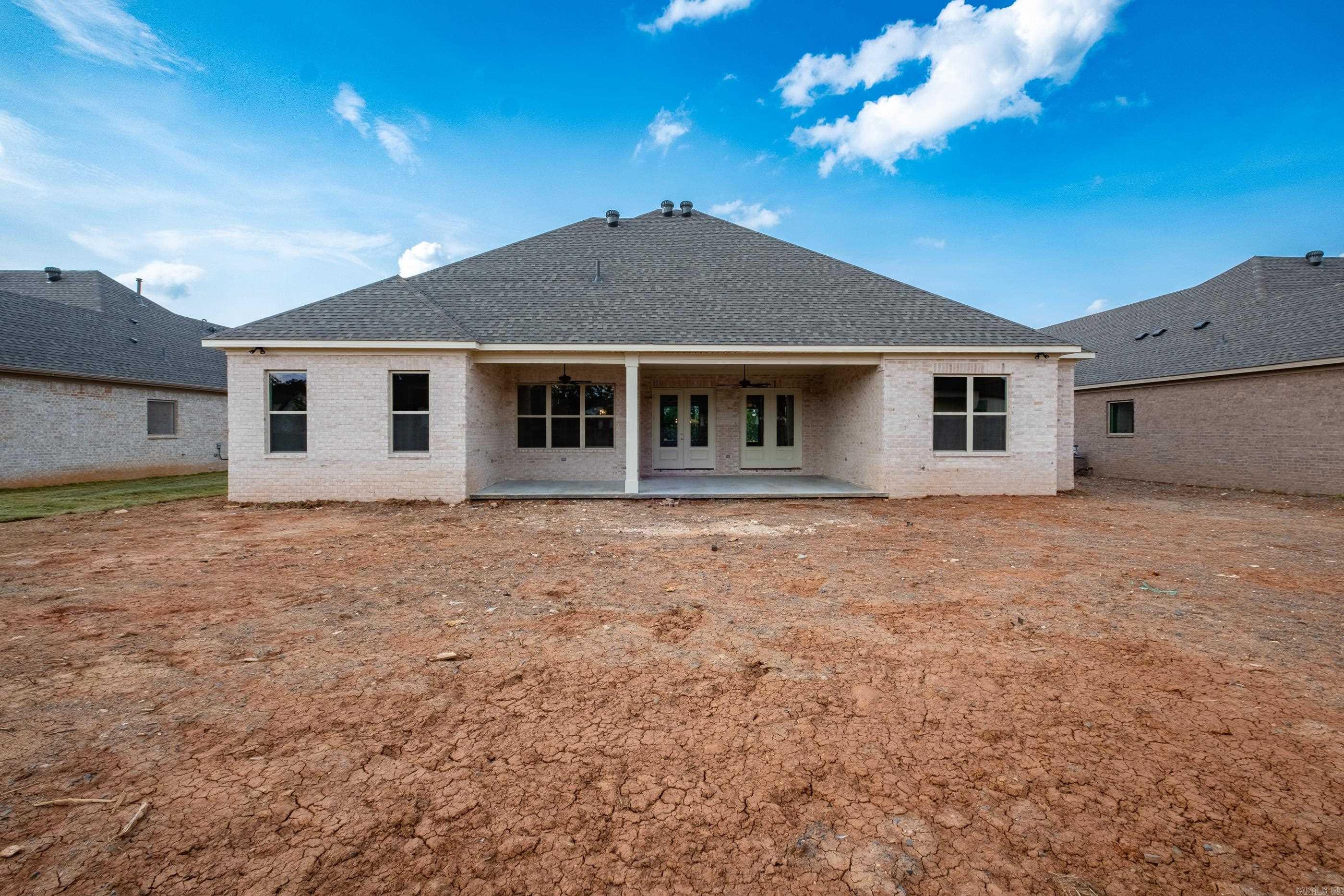 COUNTRY CLUB OF ARK THE - Residential