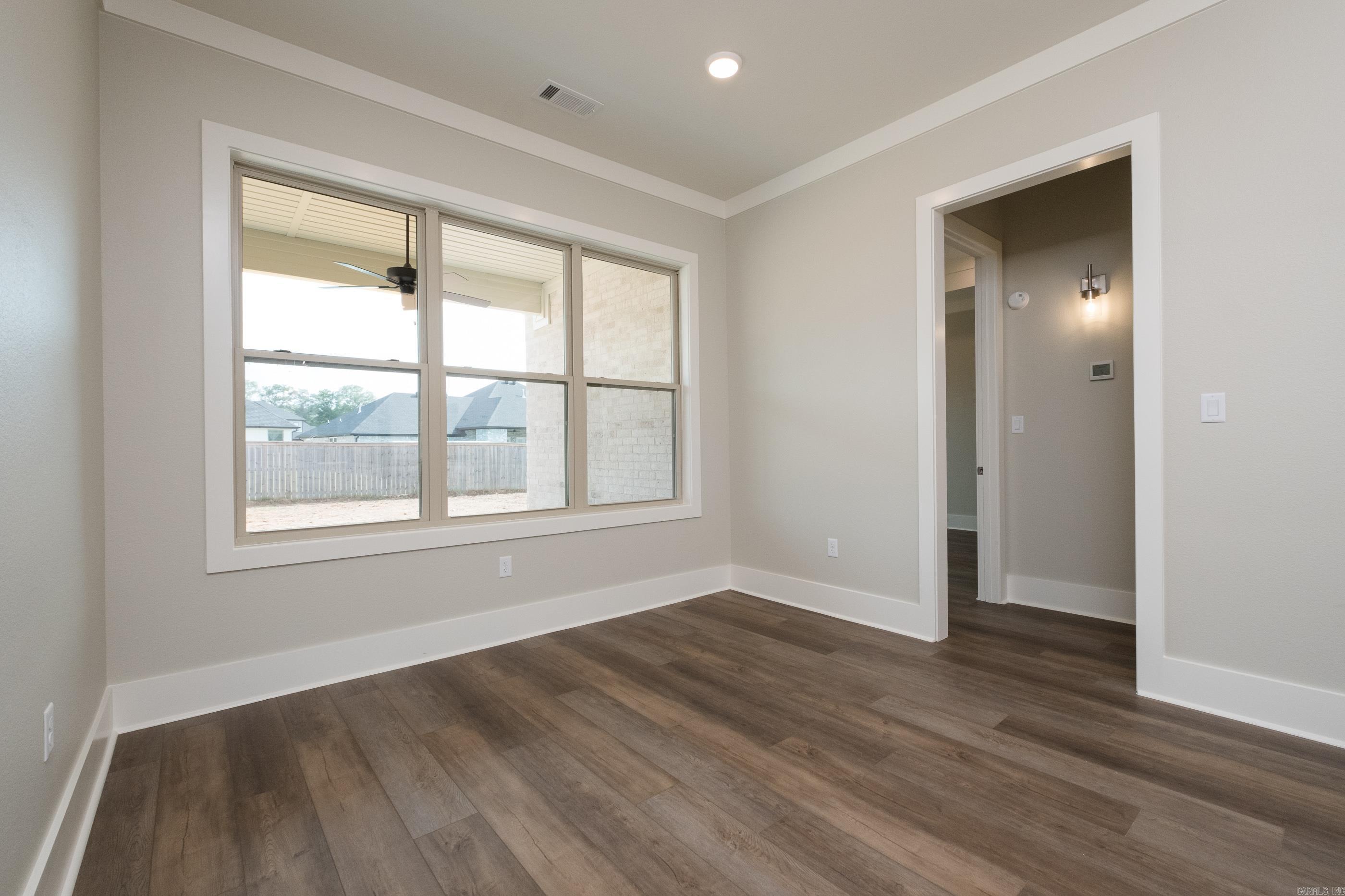 COUNTRY CLUB OF ARK THE - Residential