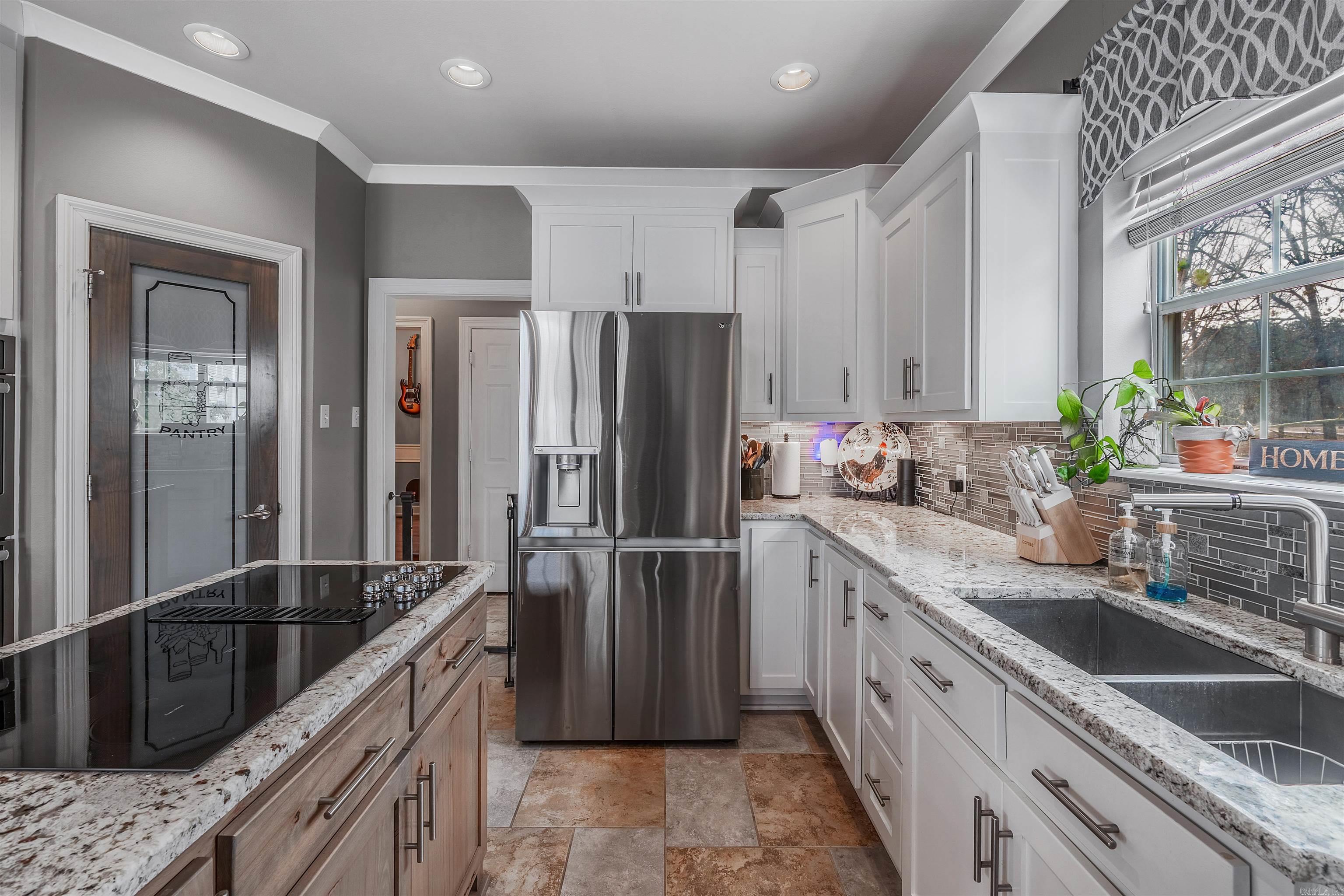 WOODMEADE - Residential