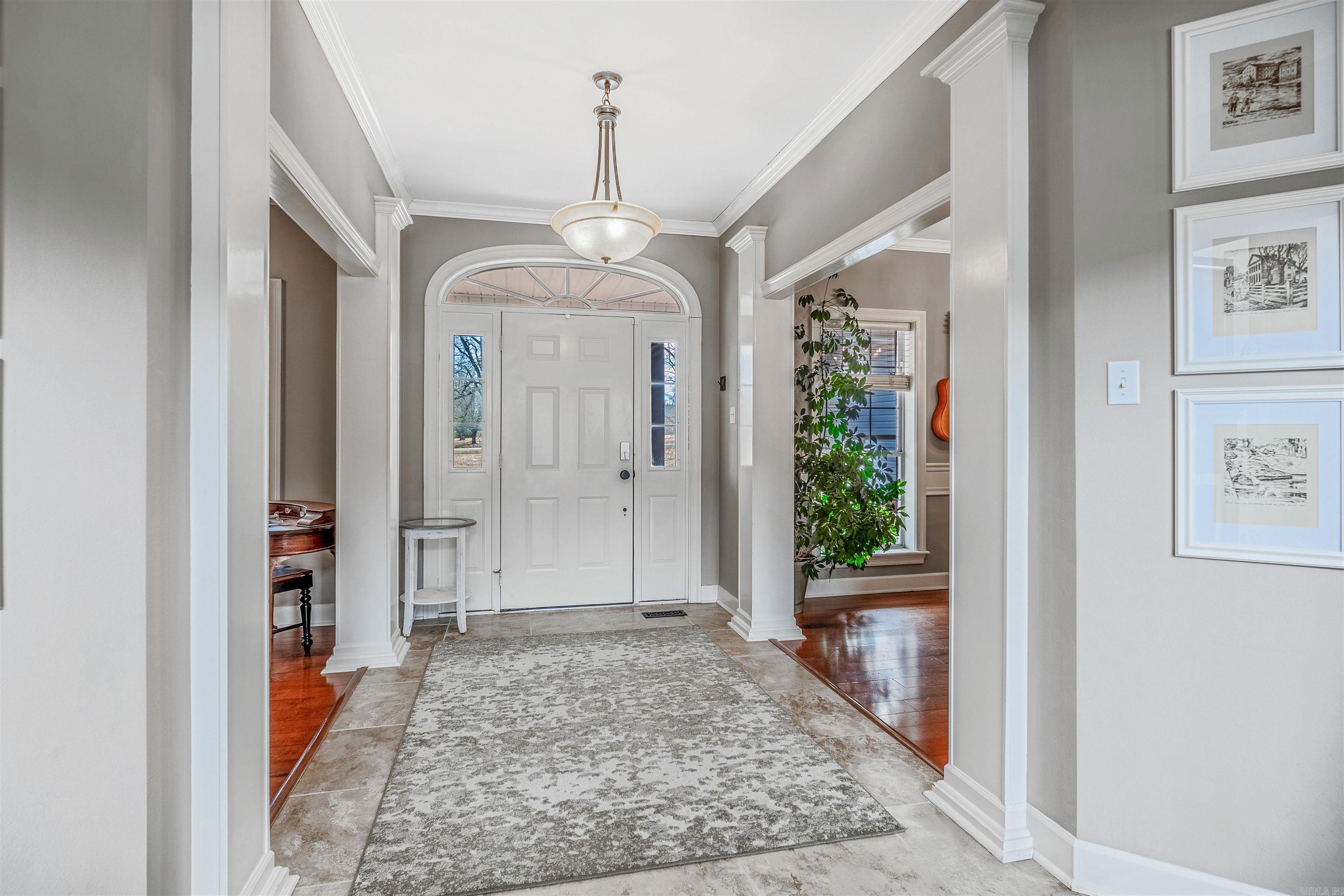 WOODMEADE - Residential