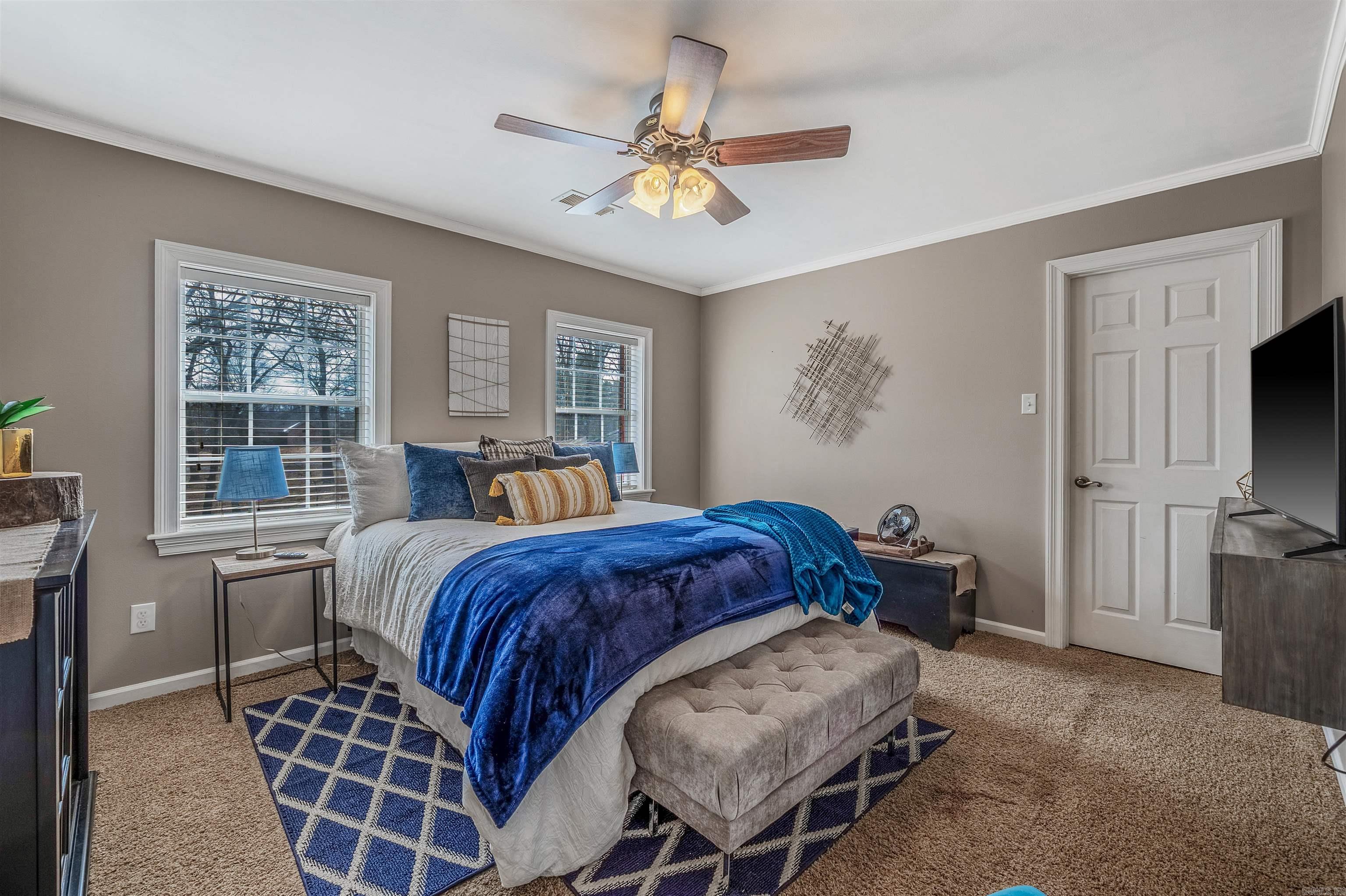 WOODMEADE - Residential