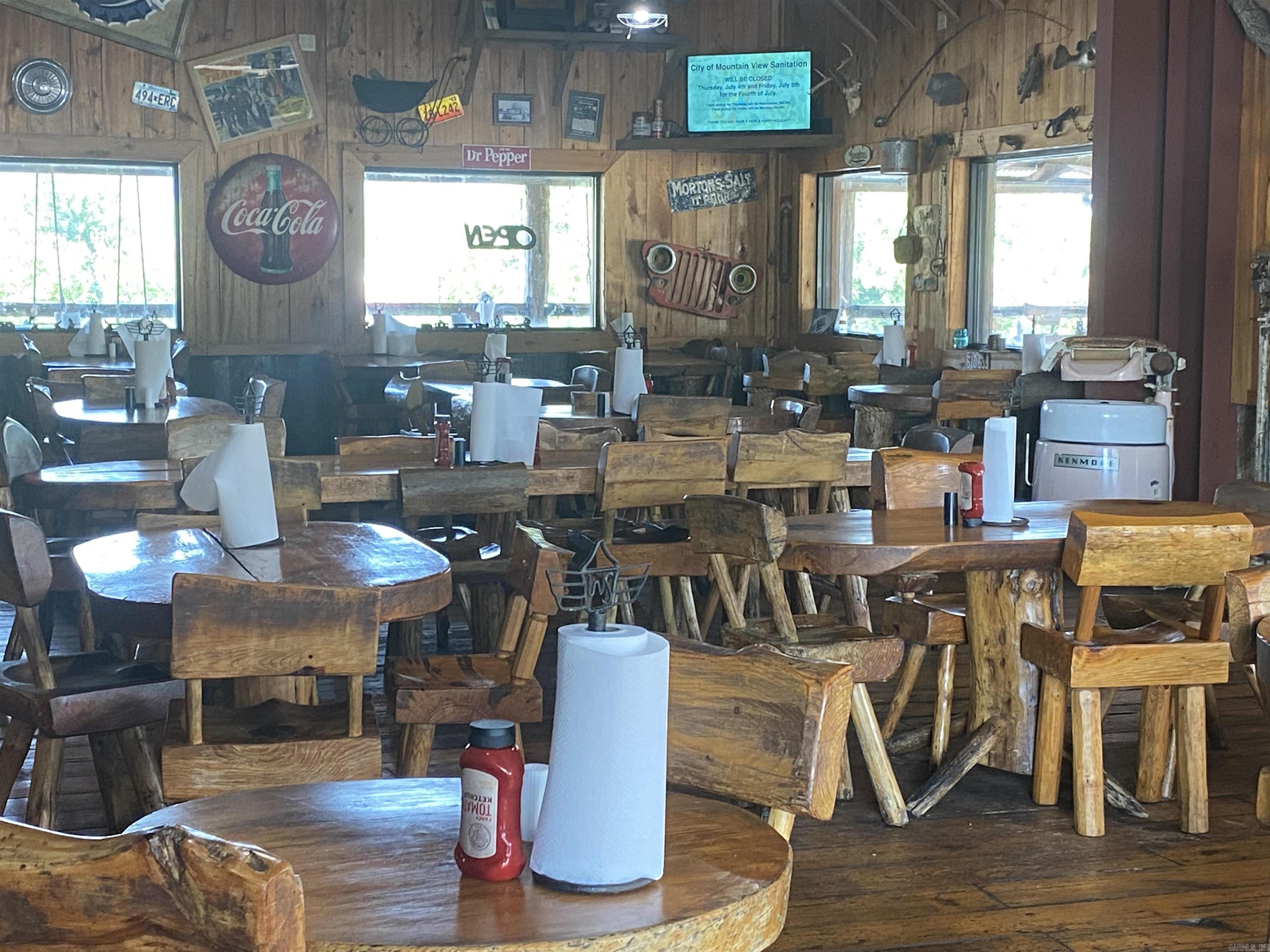 Metes & Bounds - Commercial Sale
