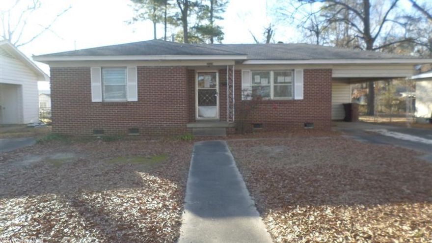 Come see this darling all brick home in the heart of Pine Bluff.  This home features an open/split floor plan with 3 bedrooms 2 baths, covered parking, and outside storage.  It is close to schools, retail, restaurants, and libraries.  For financed offers buyers must obtain a pre-qual letter from Carrington Mortgage Services prior to offer submission. (866) 430-9078. Please see agent remarks.