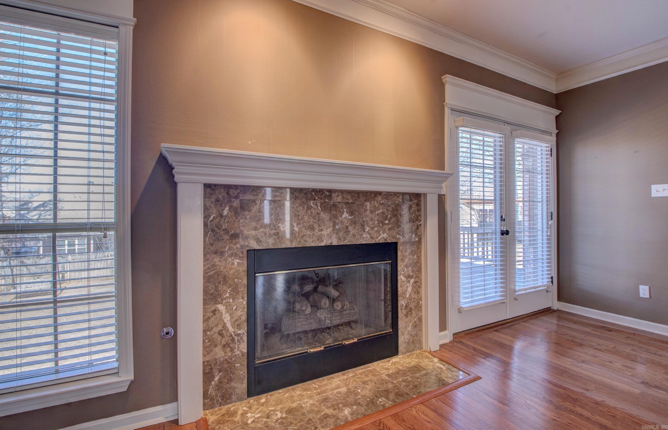 ANDREW HUNTERS WOODS - Residential