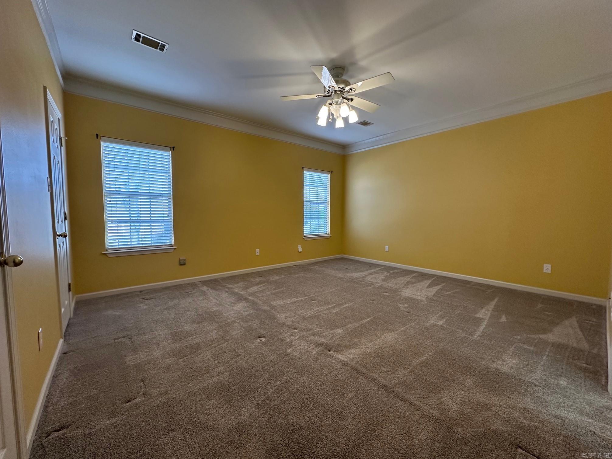 ANDREW HUNTERS WOODS - Residential