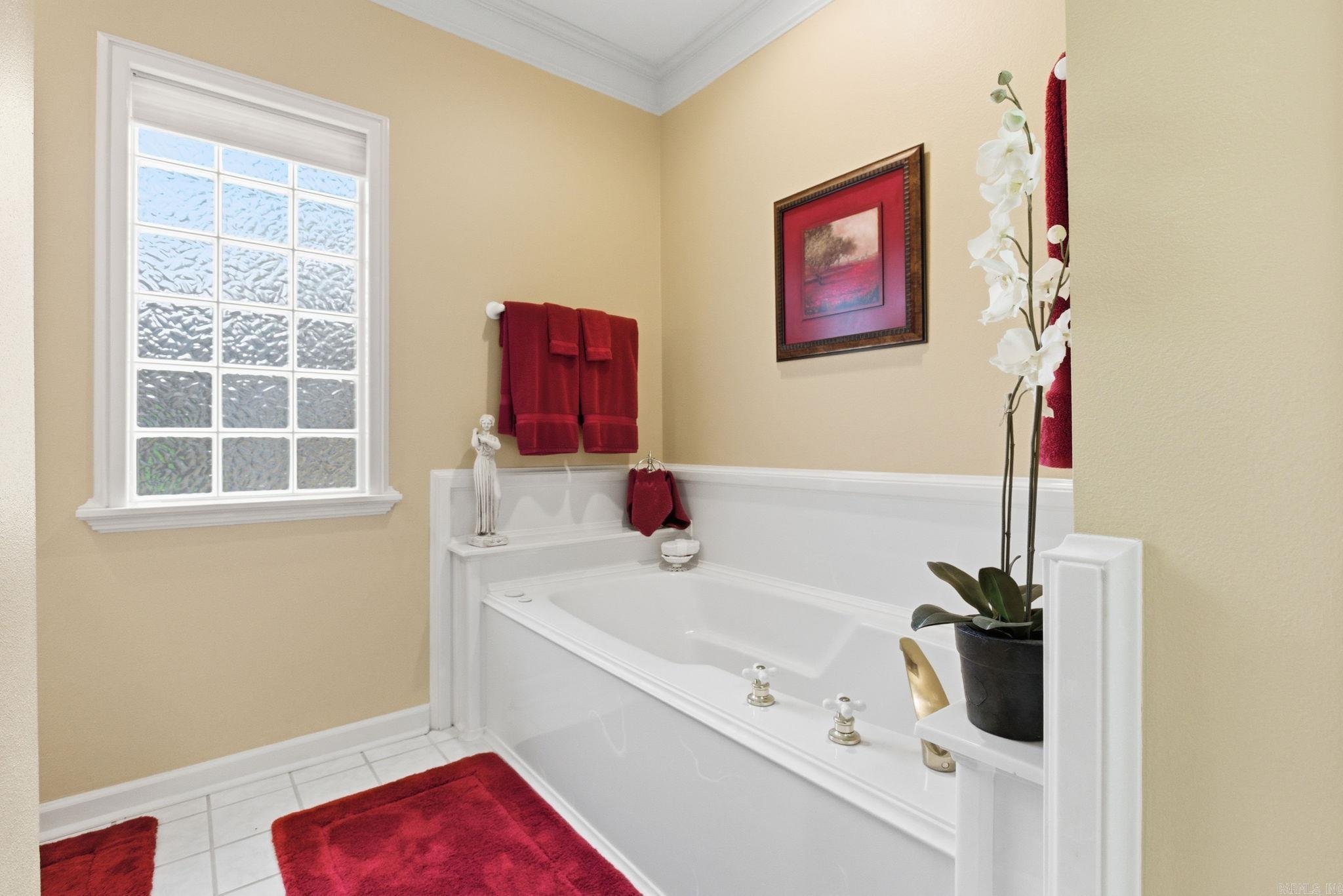 ANDREW HUNTERS WOODS - Residential