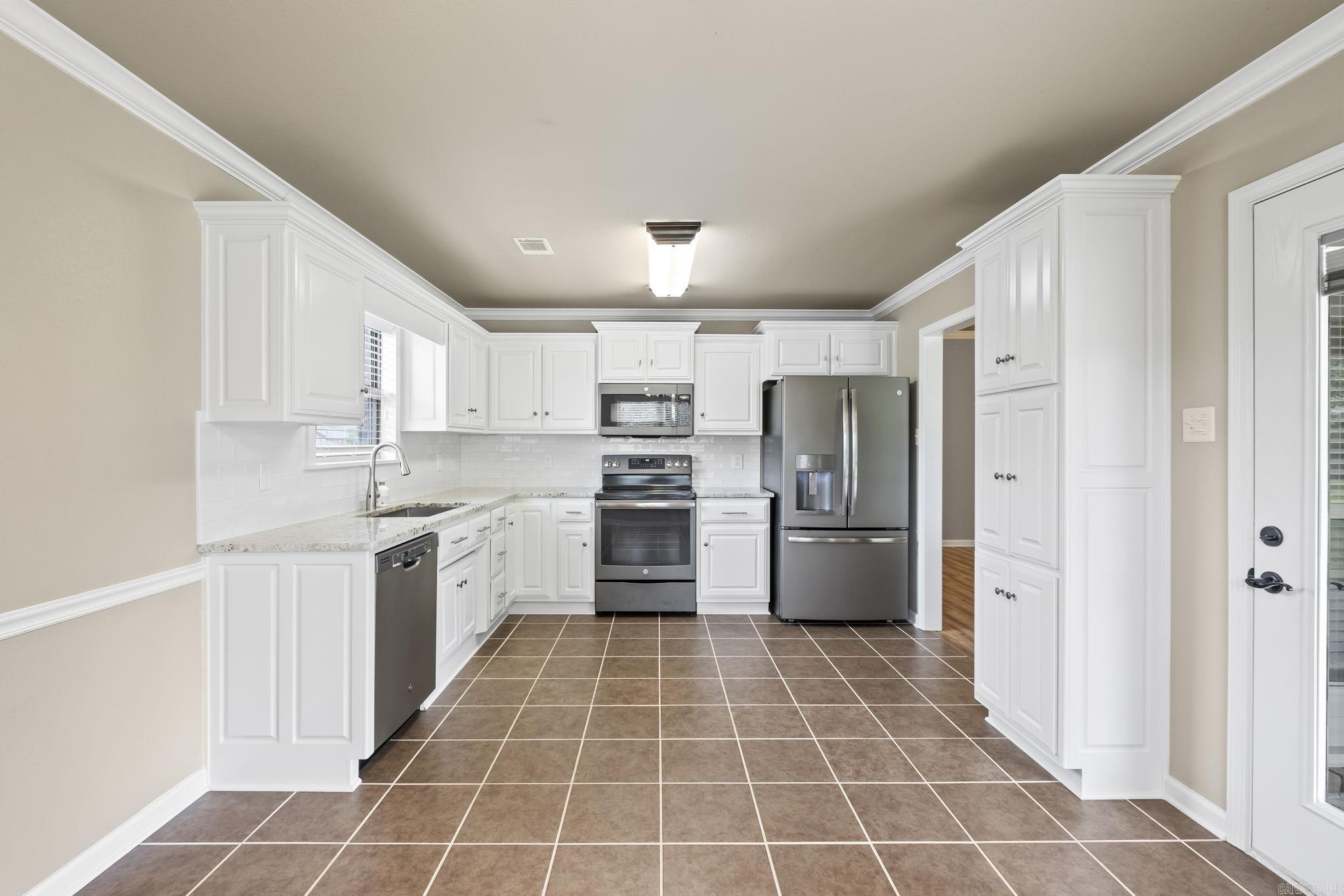 Cross Creek - Residential Lease