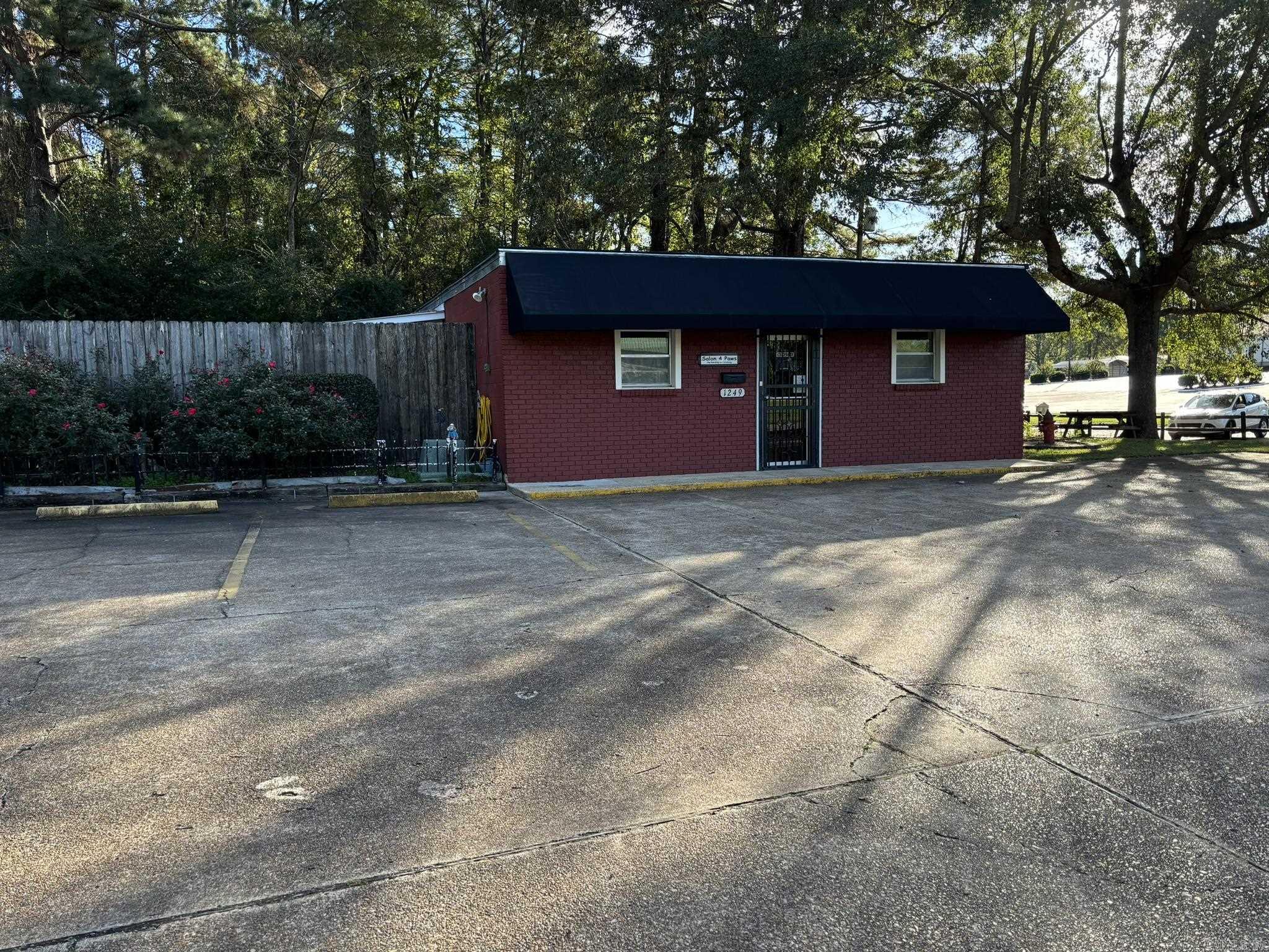 CAMDEN CITY METES & BOUNDS - Commercial Sale