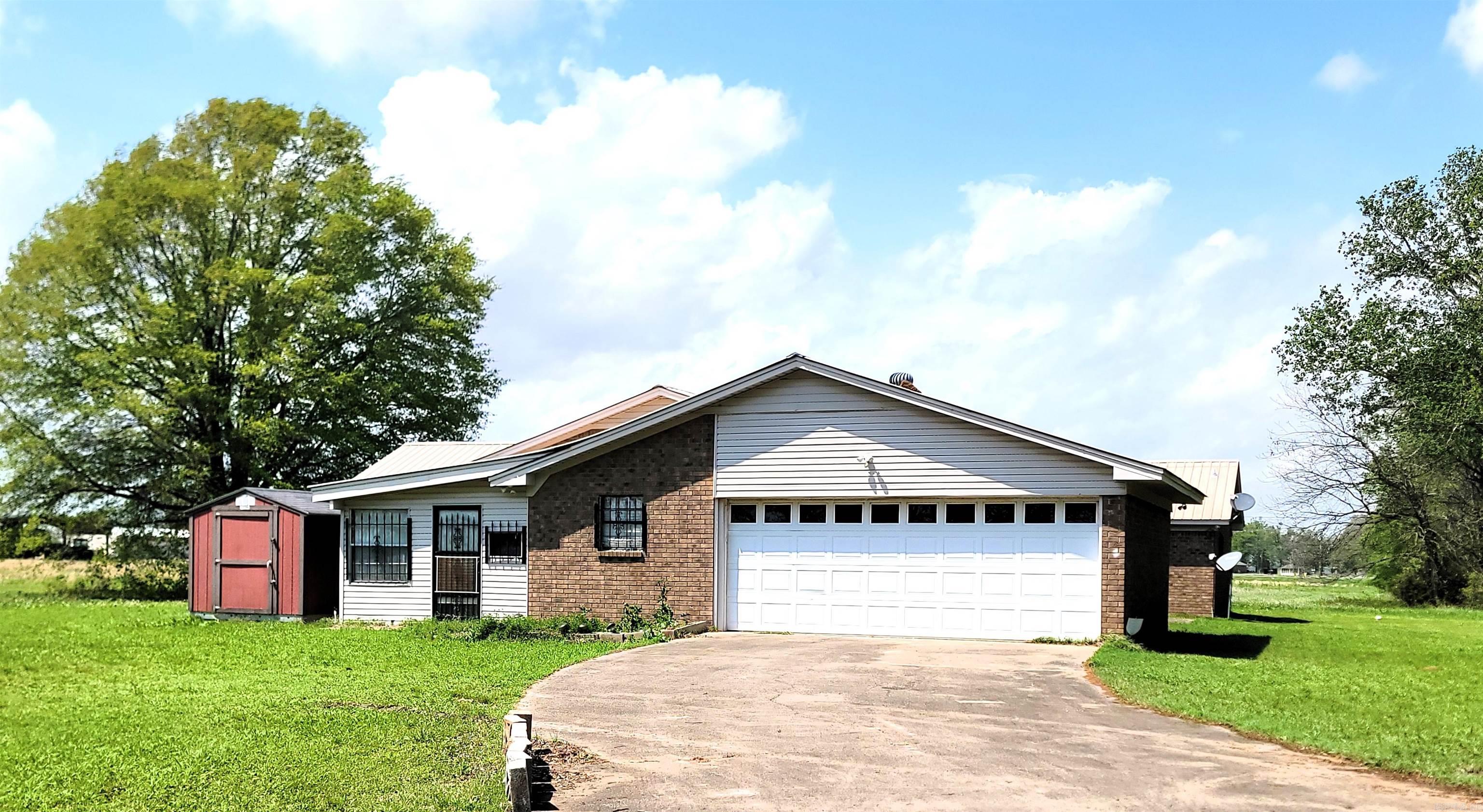 CARAHAN & HOLT ADDN - Residential