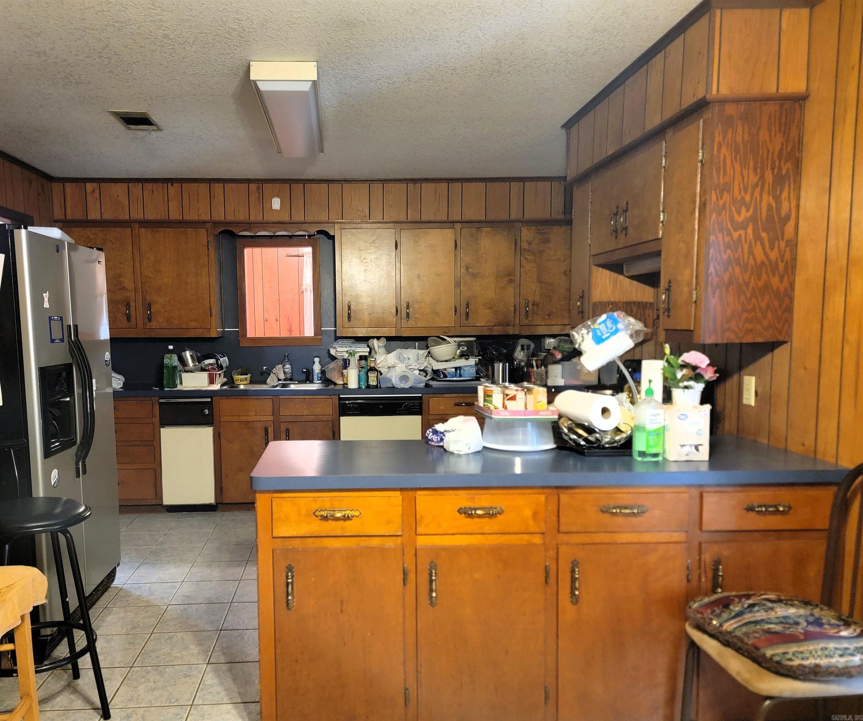 CARAHAN & HOLT ADDN - Residential