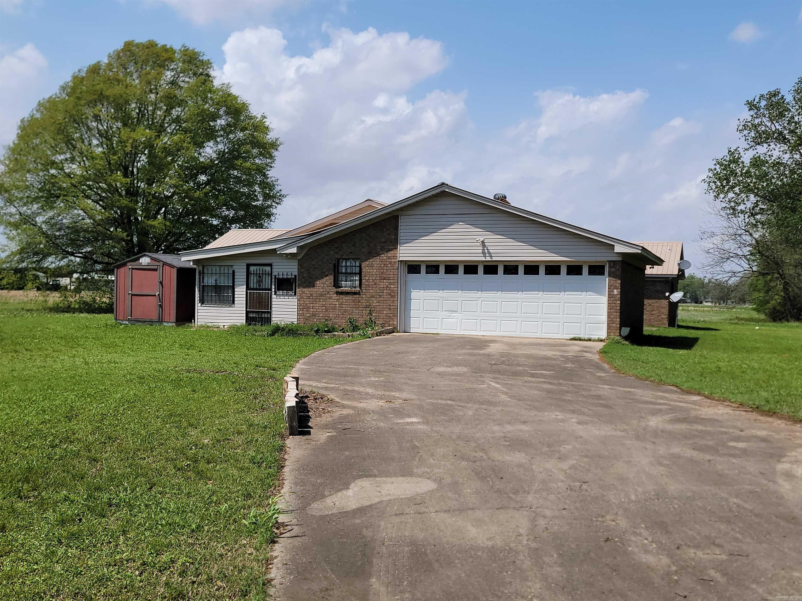 CARAHAN & HOLT ADDN - Residential